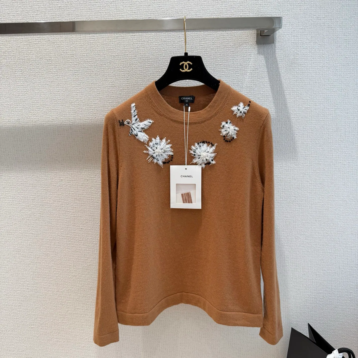 Women's Jumpers And Sweaters CHANEL 17360352