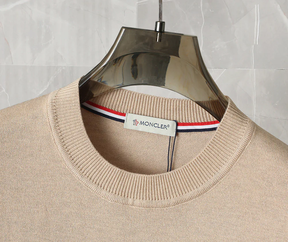 Men's Jumpers And Sweaters MONCLER 17993780