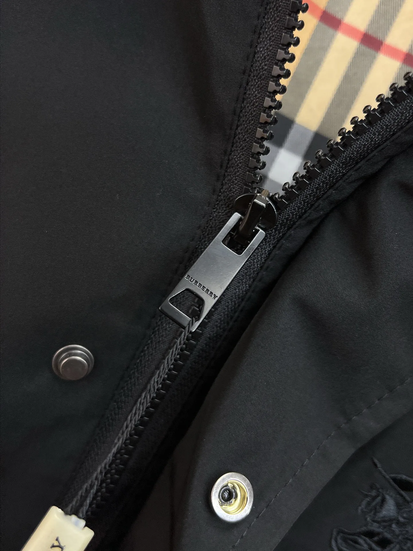 Men's Jackets And Down Jackets BURBERRY 18191471