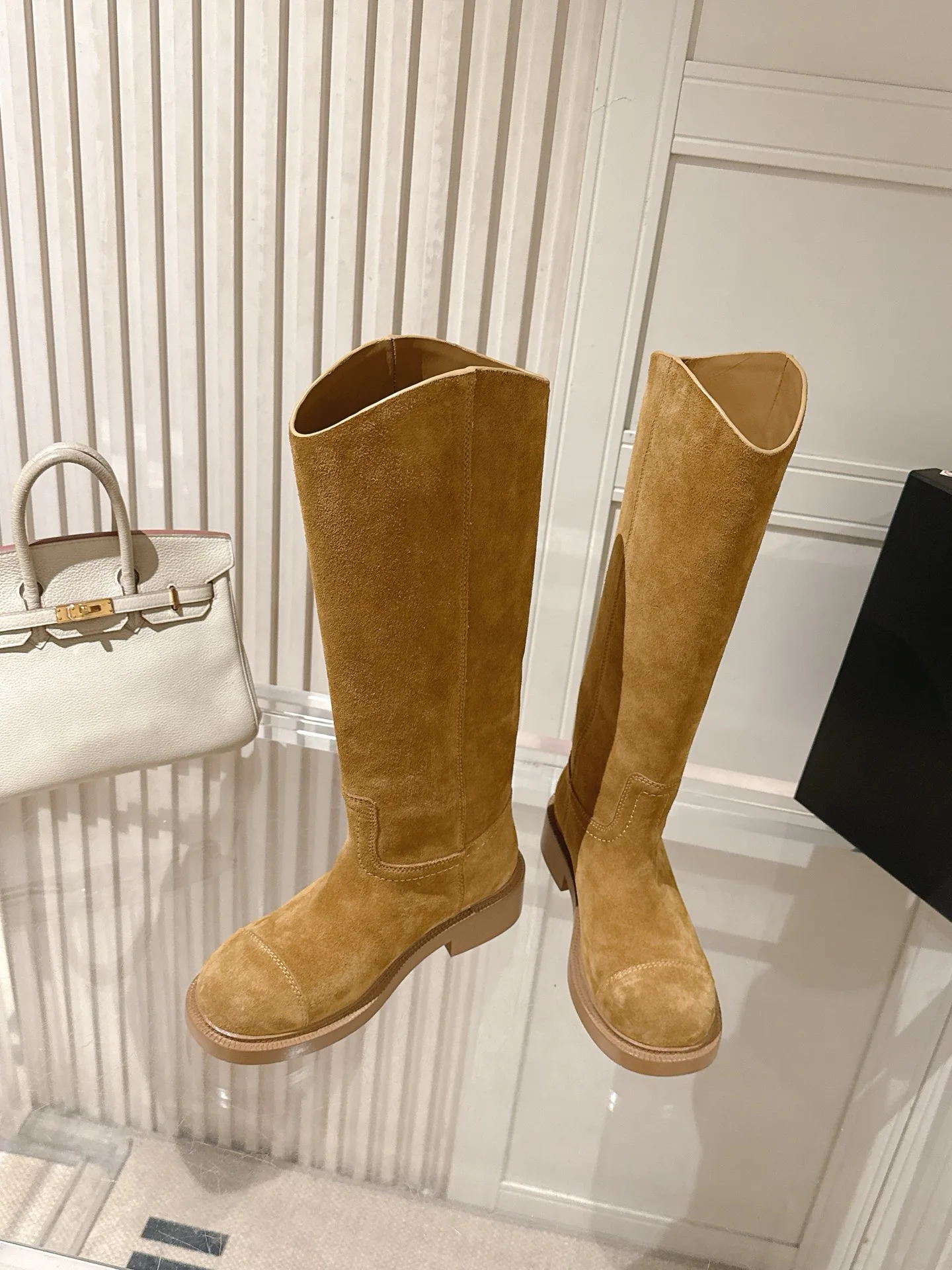 Women's Boots CHANEL 17892582