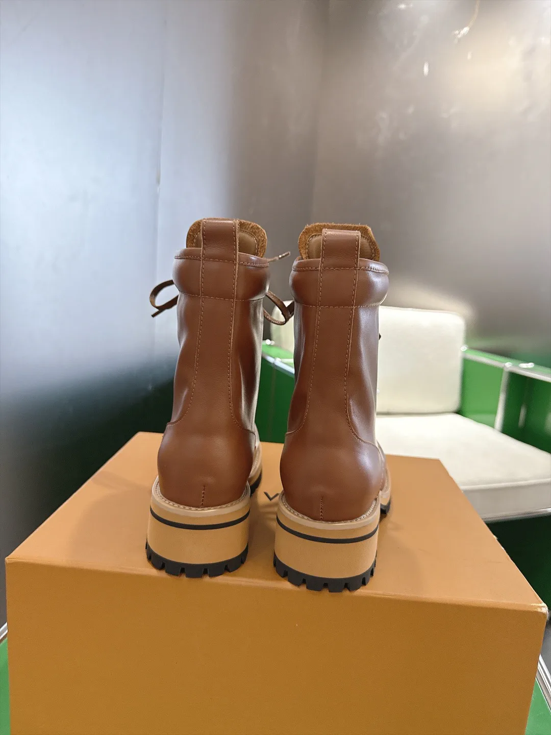 Women's Ankle Boots LOUIS VUITTON 18053353