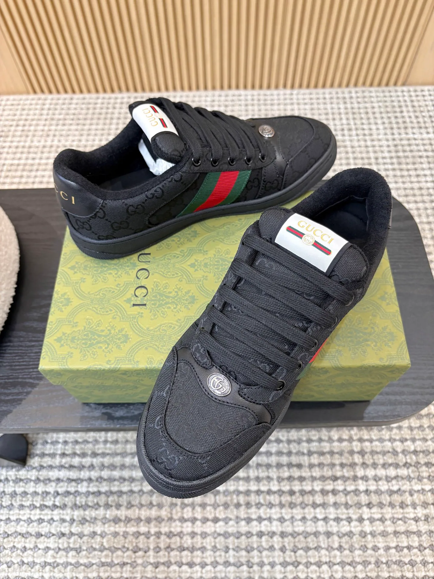 Women's Sneakers GUCCI 17978106