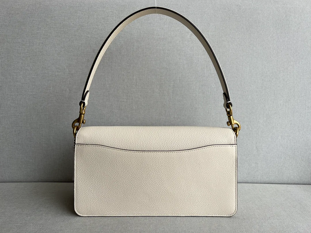 Women's Classic Handbags COACH 17961091