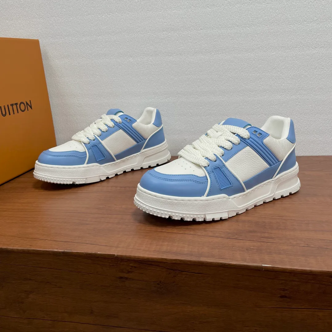 Men's Sneakers LOUIS VUITTON 17542425