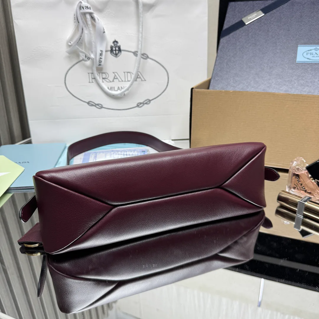 Women's Classic Handbags PRADA 18323049