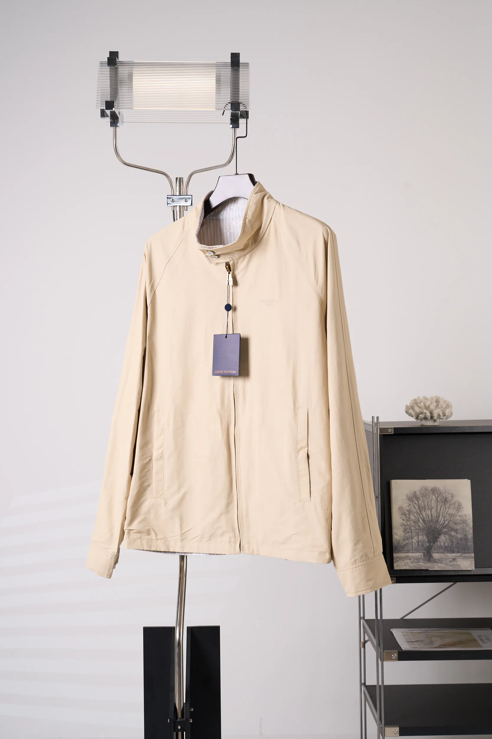 Men's Jackets And Down Jackets LOUIS VUITTON 18179061