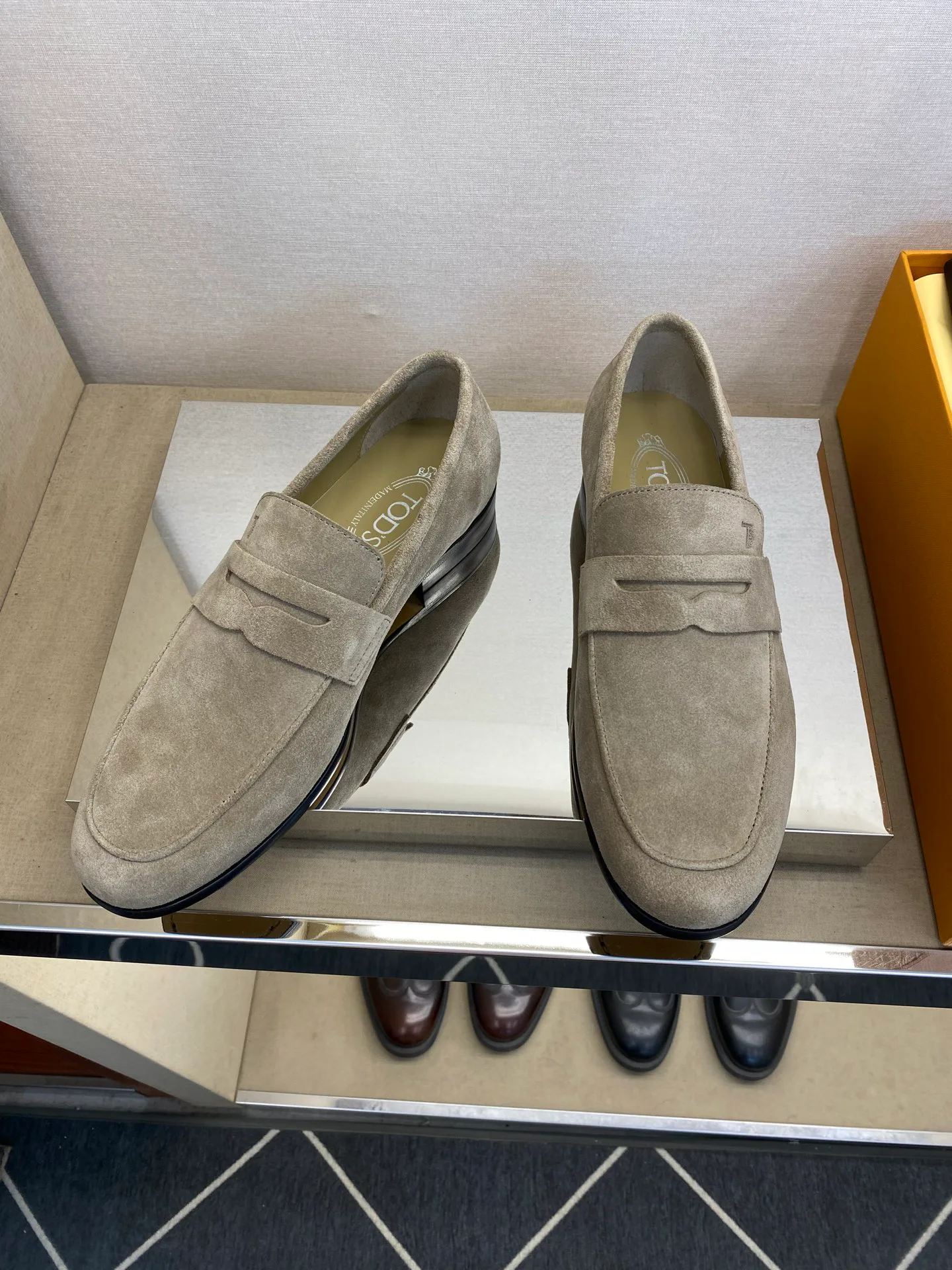 Men's Loafers And Dress Shoes TOD'S 18079140