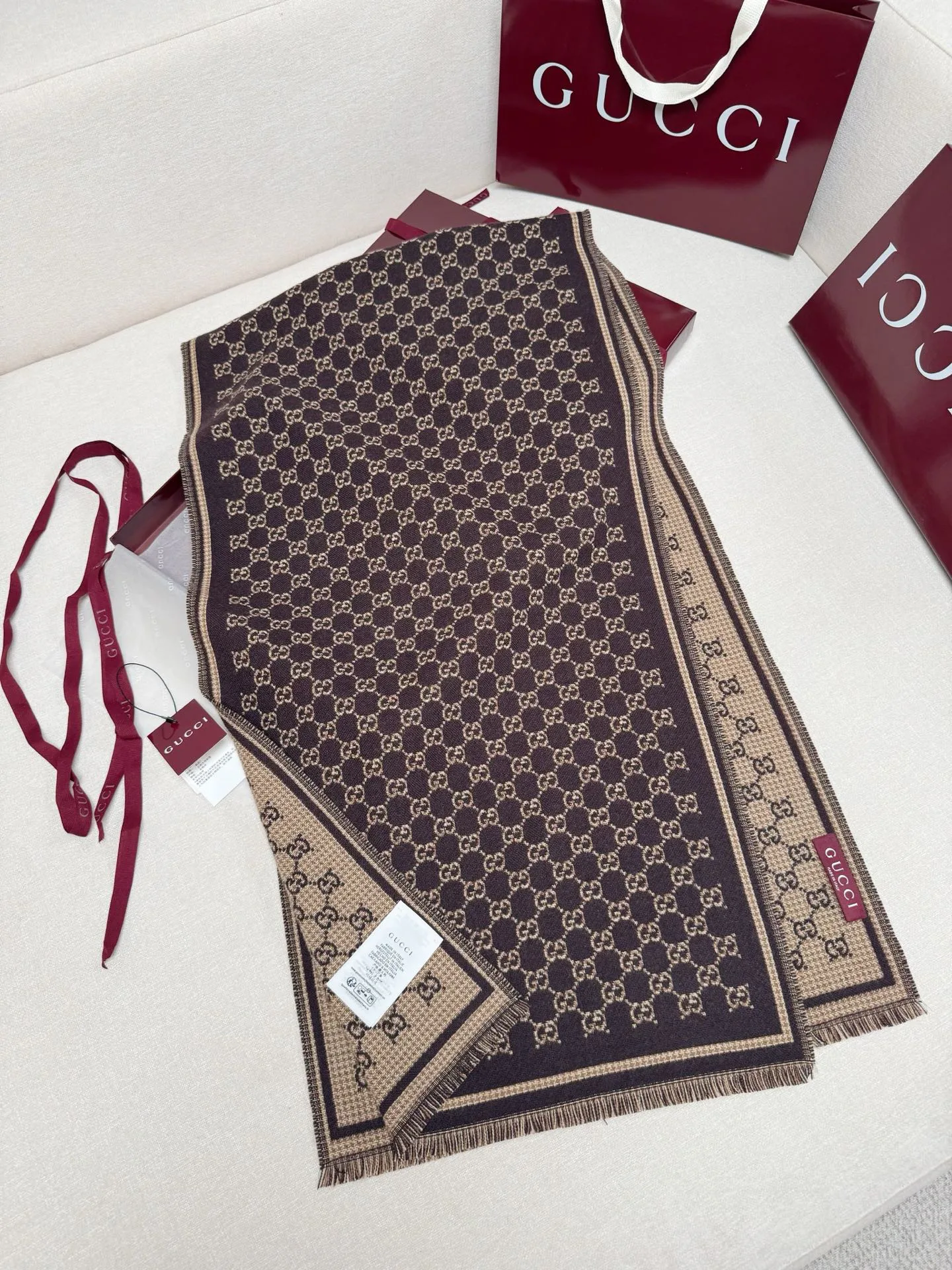 Scarves GUCCI 17992032