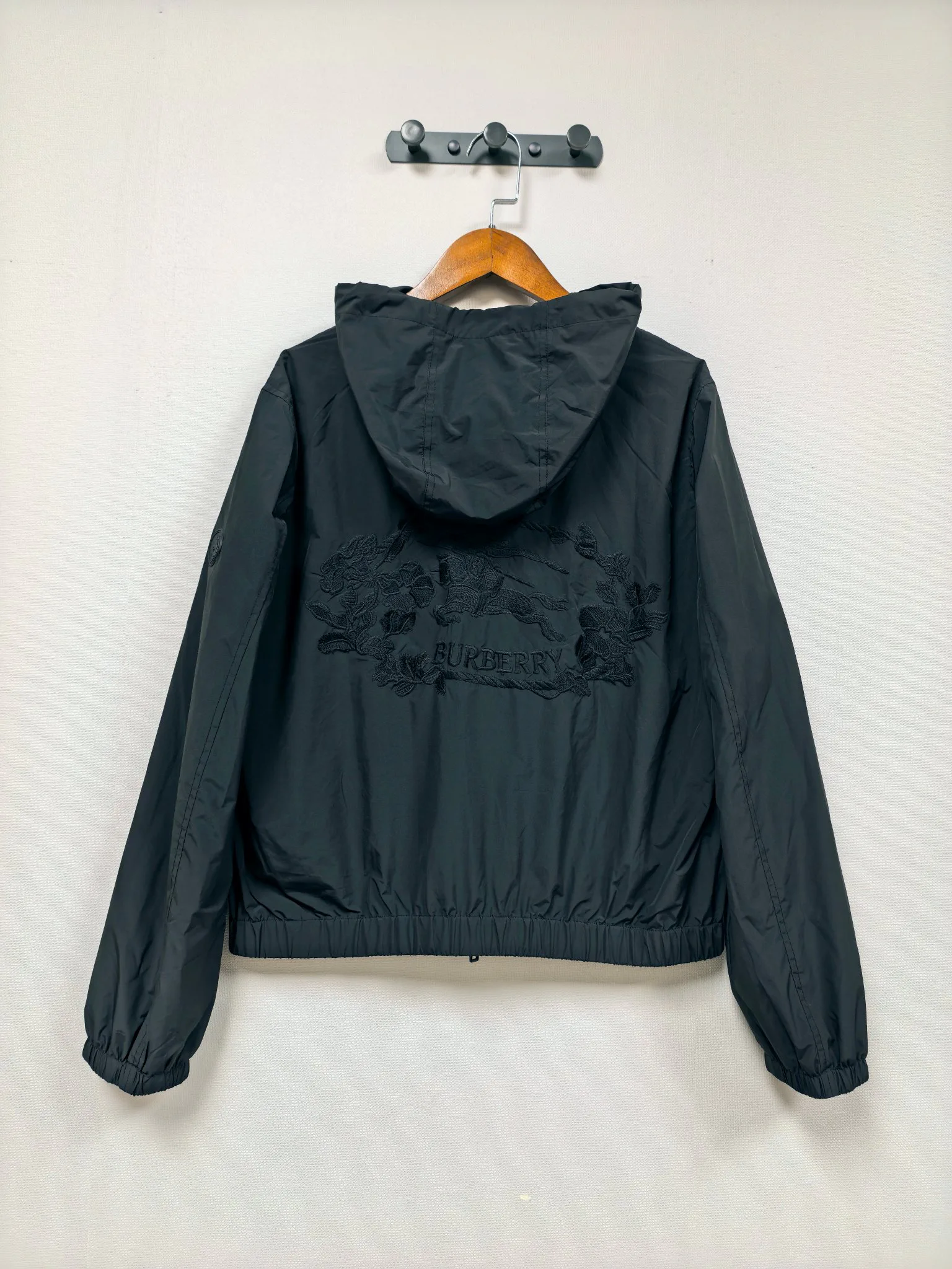 Women's Jackets And Down Jackets BURBERRY 18151030