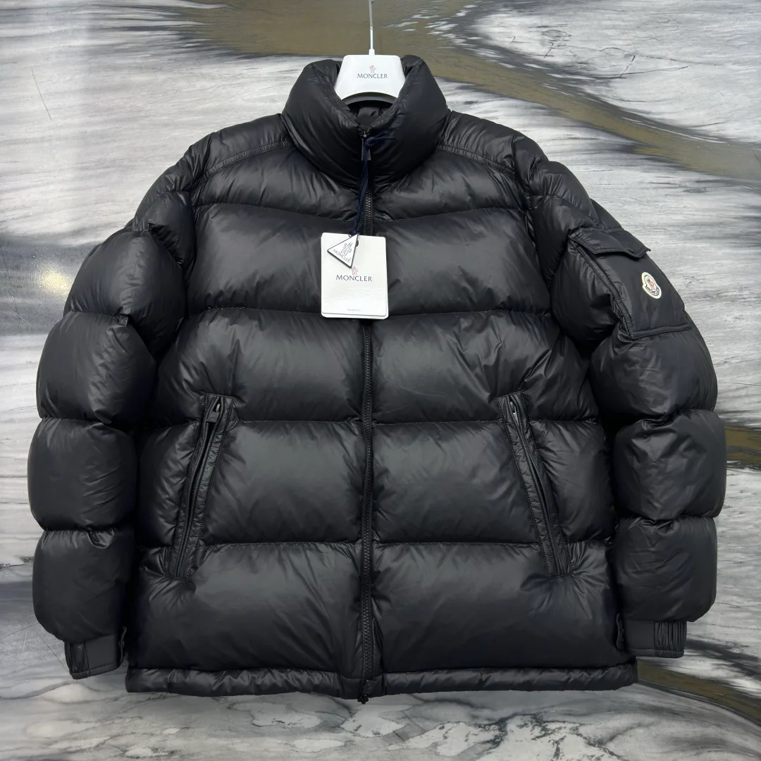 Men's Jackets And Down Jackets MONCLER 17927103