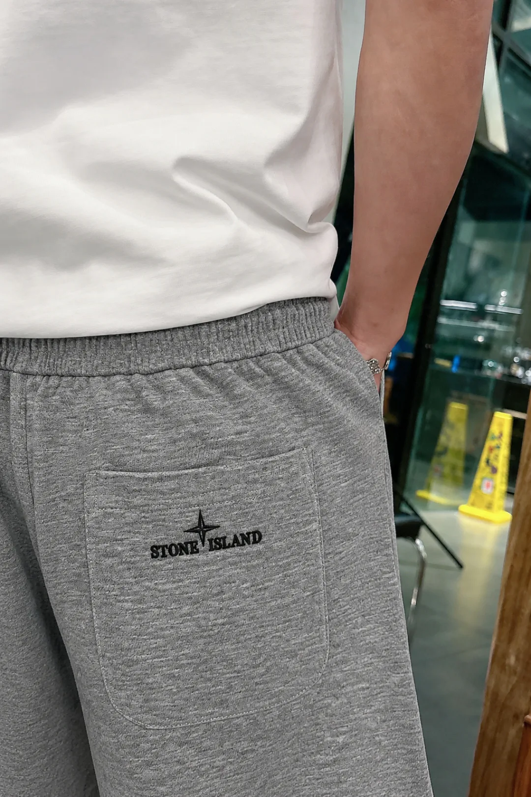 Men's Shorts STONE ISLAND 18246596
