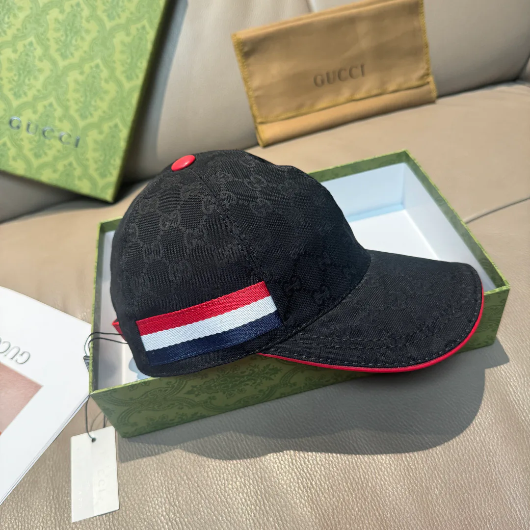 Hats GUCCI 18105287