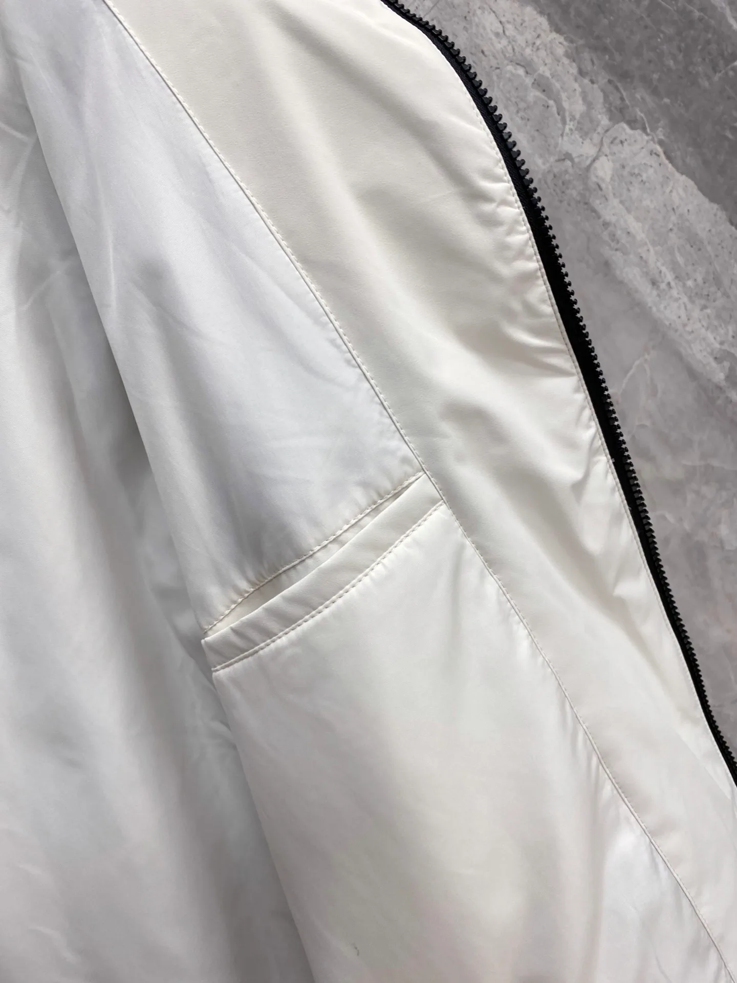 Women's Jackets And Down Jackets MONCLER 18178786