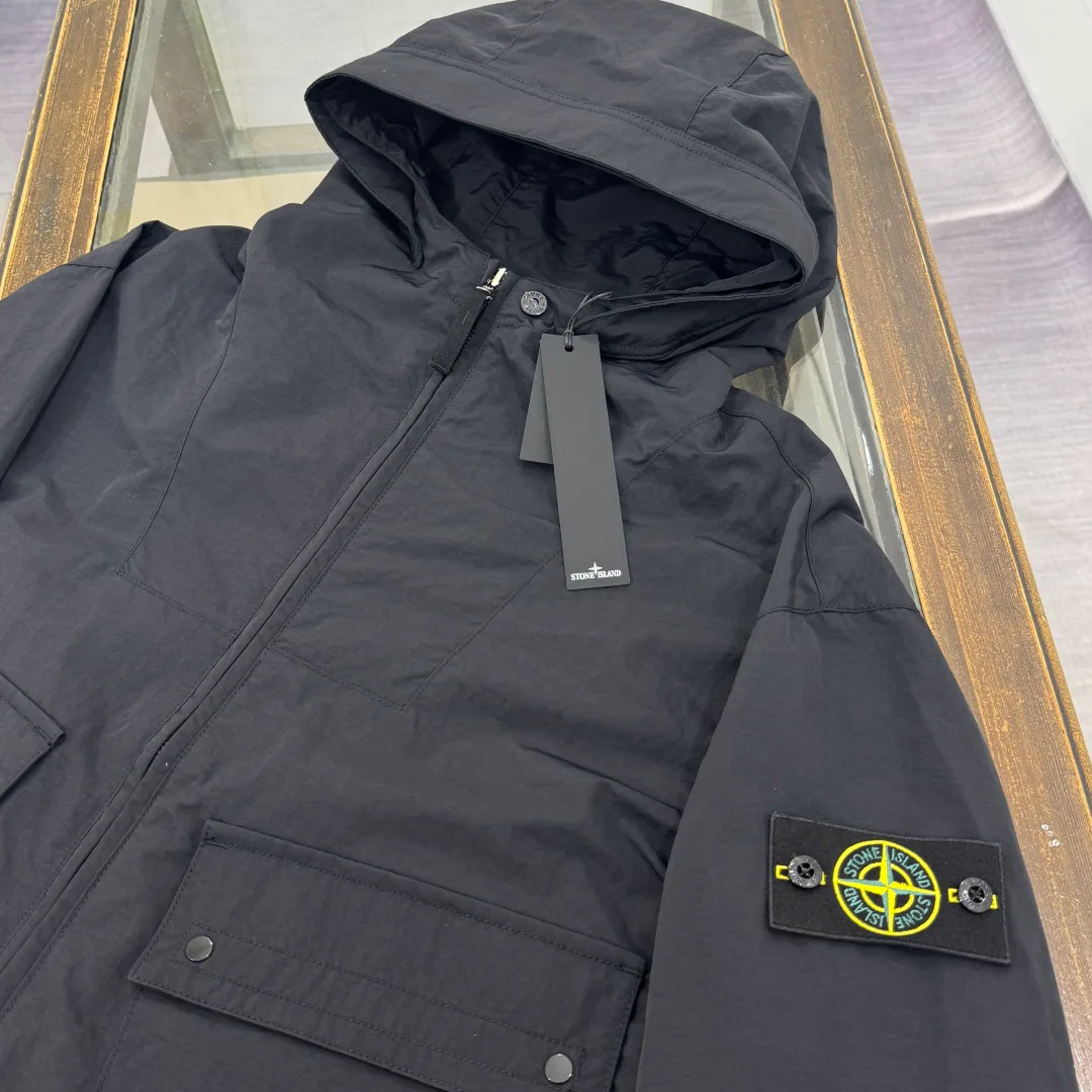 Women's Jackets And Down Jackets STONE ISLAND 18002241