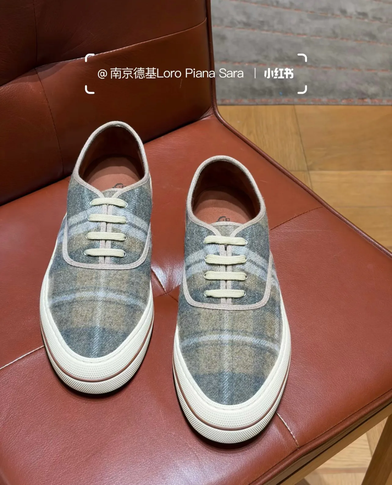 Women's Sneakers LORO PIANA 18258094