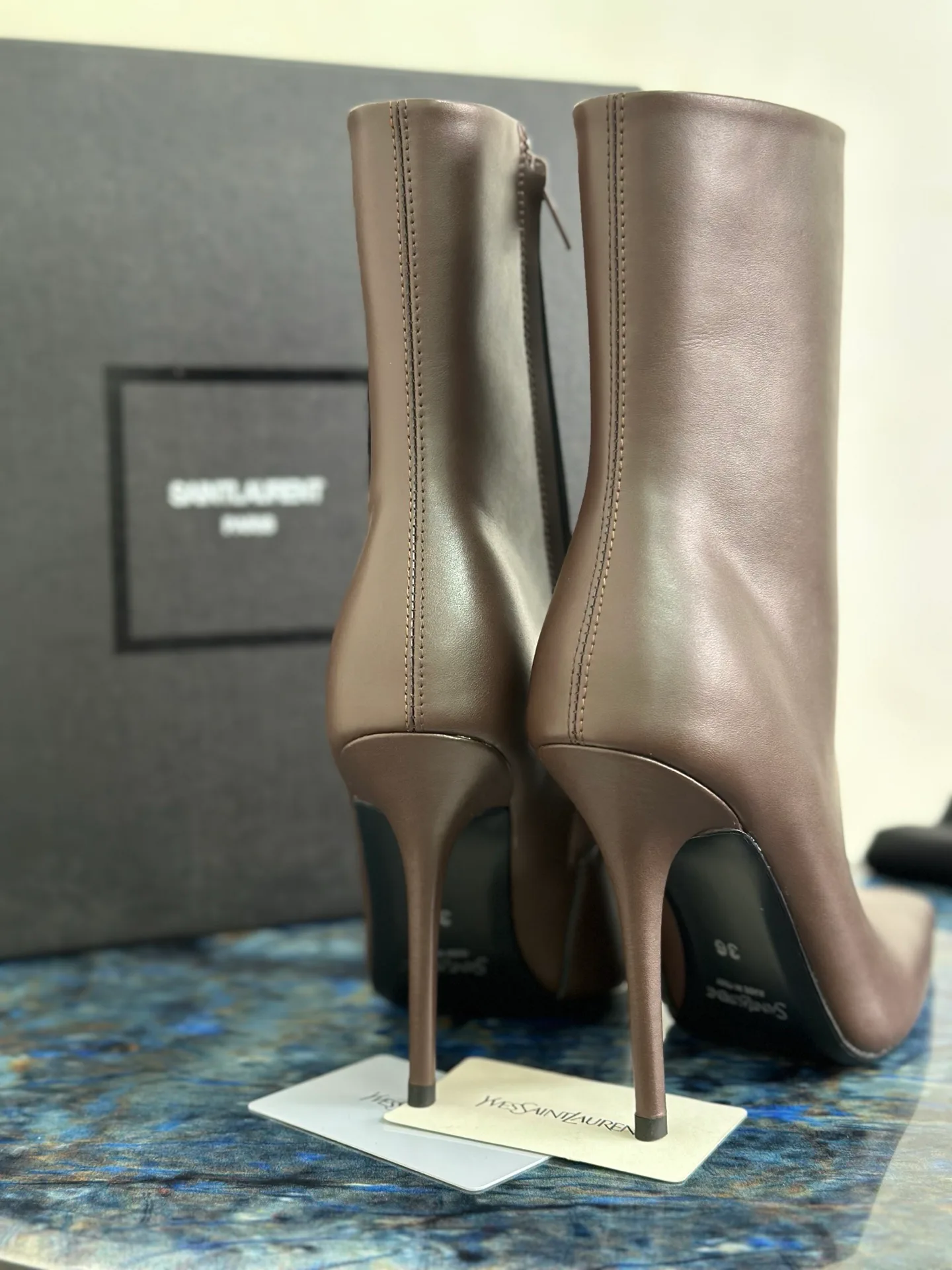 Women's Booties SAINT LAURENT 17918117