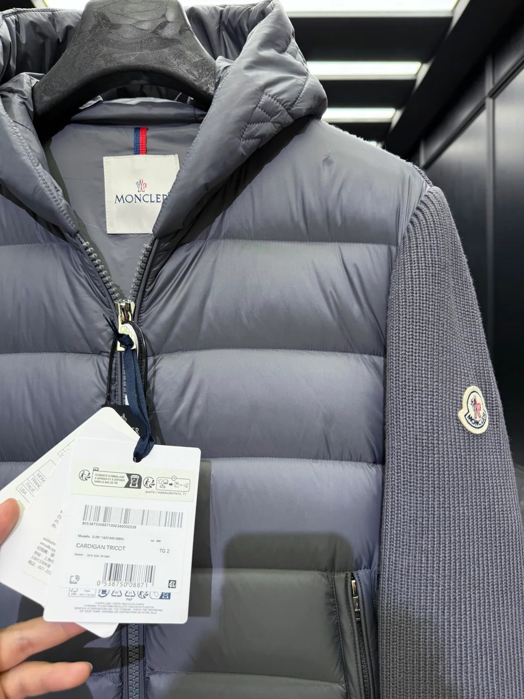 Men's Jackets And Down Jackets MONCLER 18184549