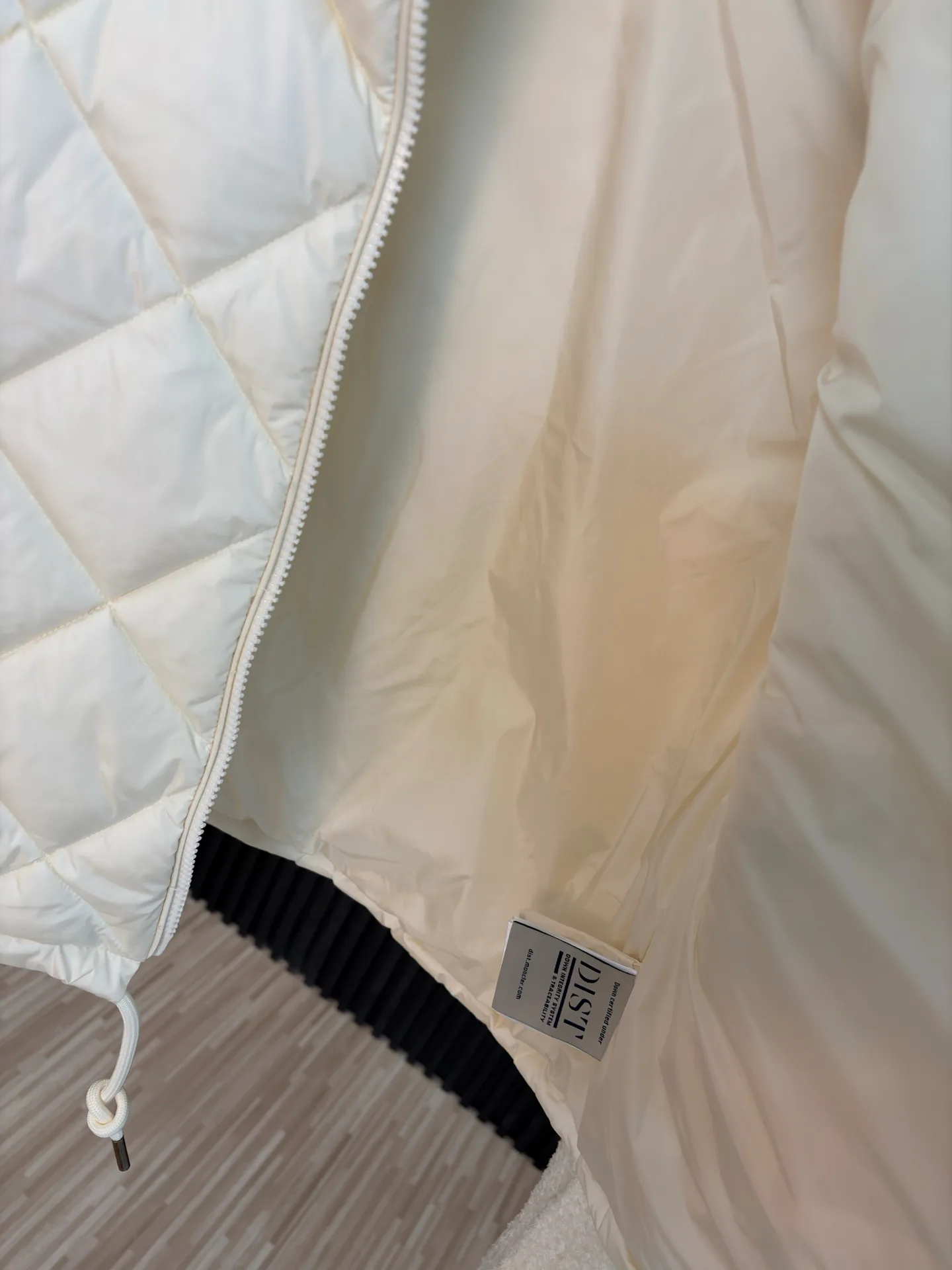 Men's Jackets And Down Jackets MONCLER 18029615