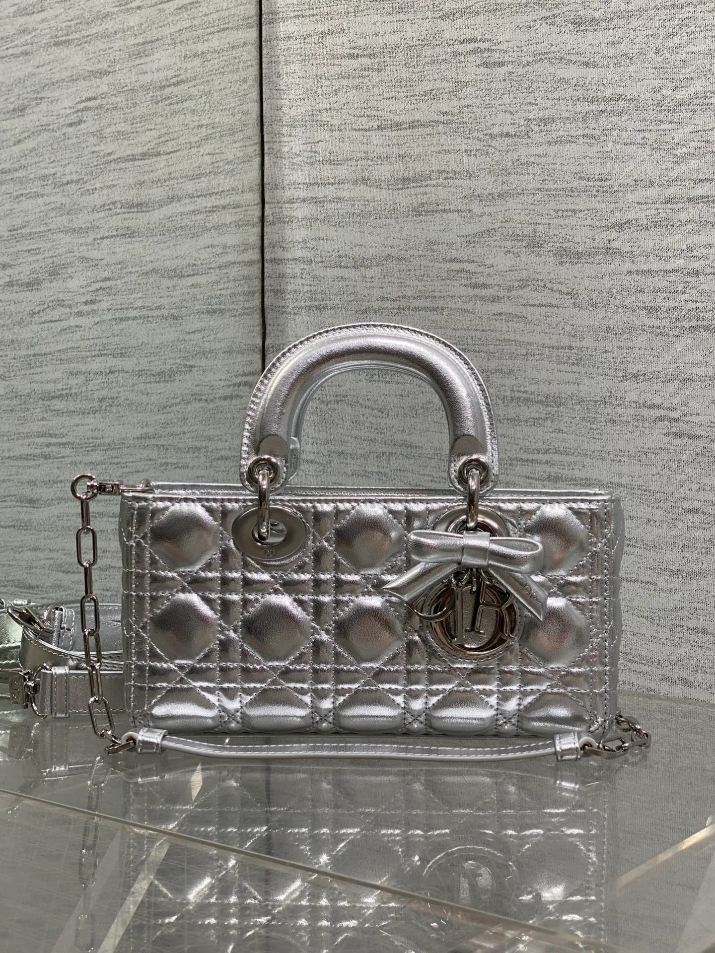 Women's Classic Handbags CHRISTIAN DIOR 17601493