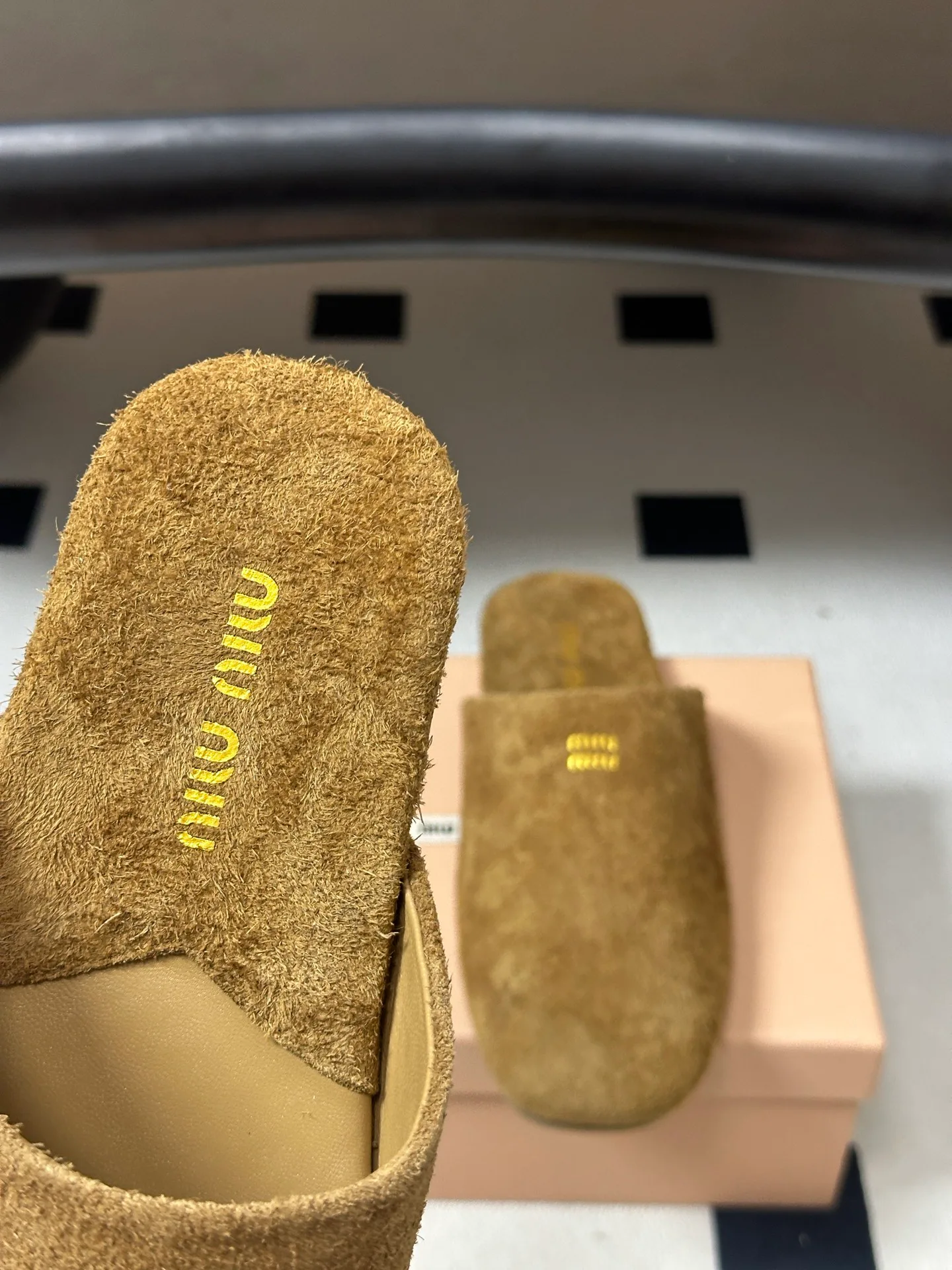 Women's Mules And Clogs MIU MIU 17338395