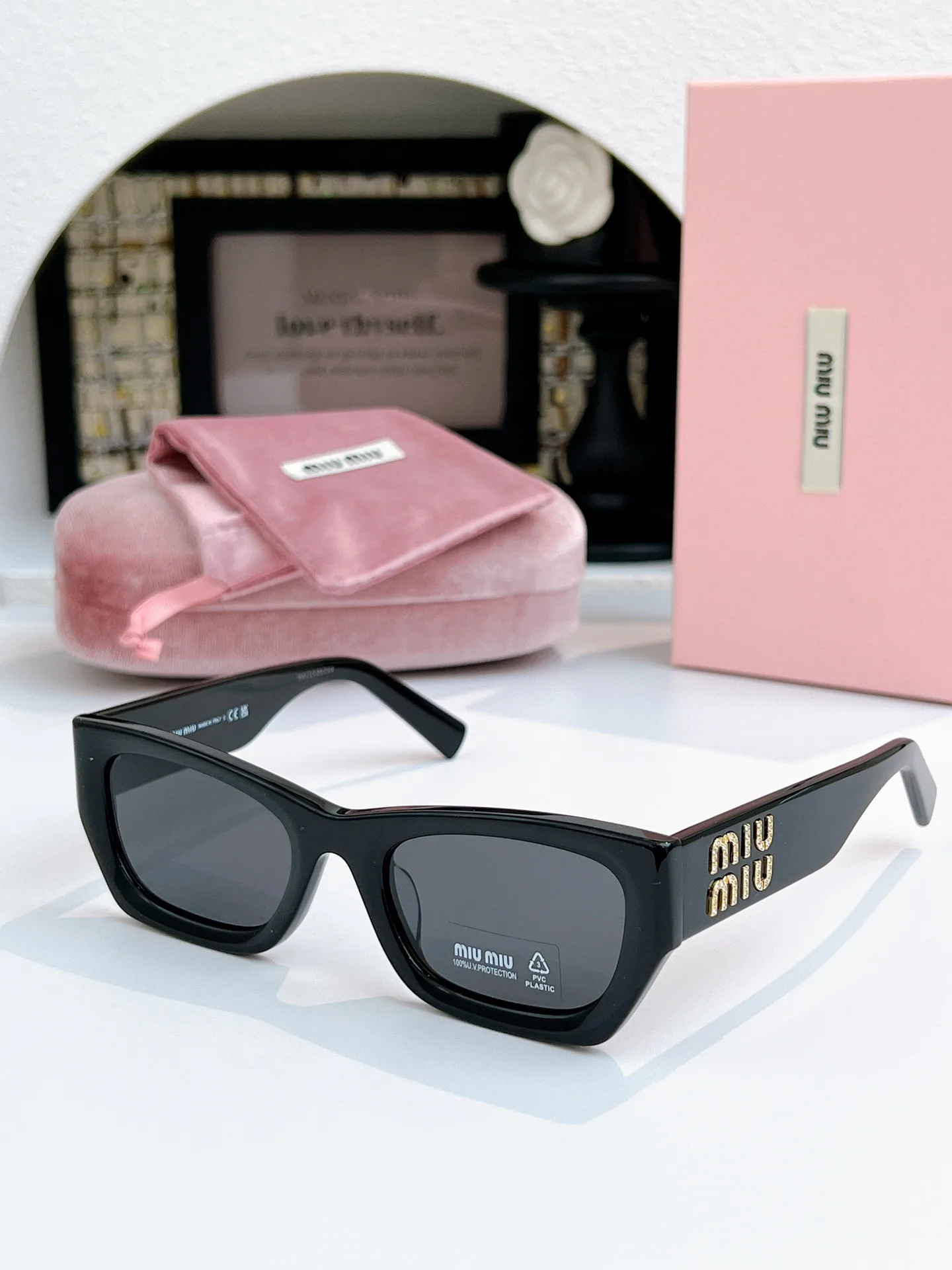 Glasses MIU MIU 17949285