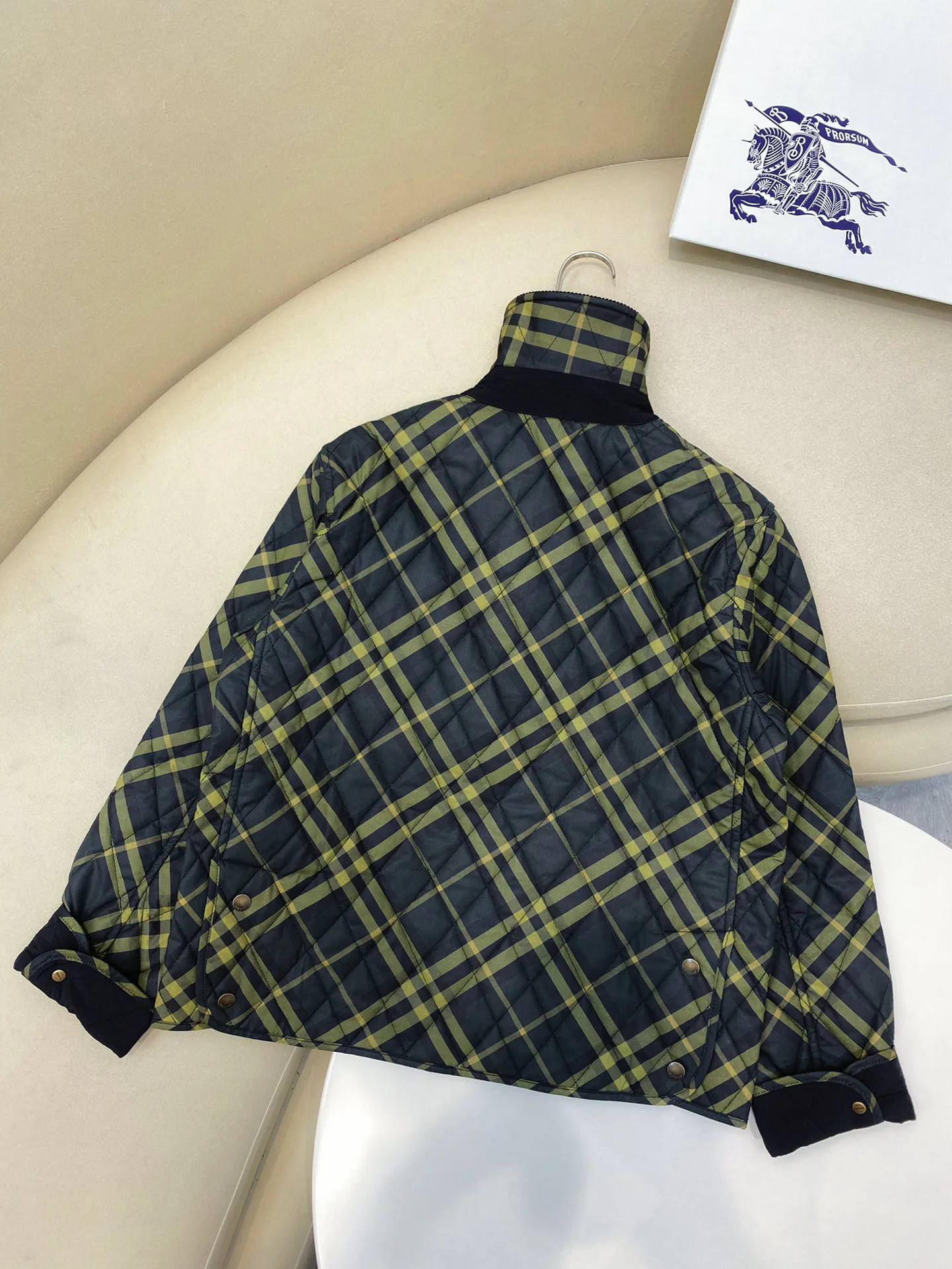 Women's Jackets And Down Jackets BURBERRY 18140715
