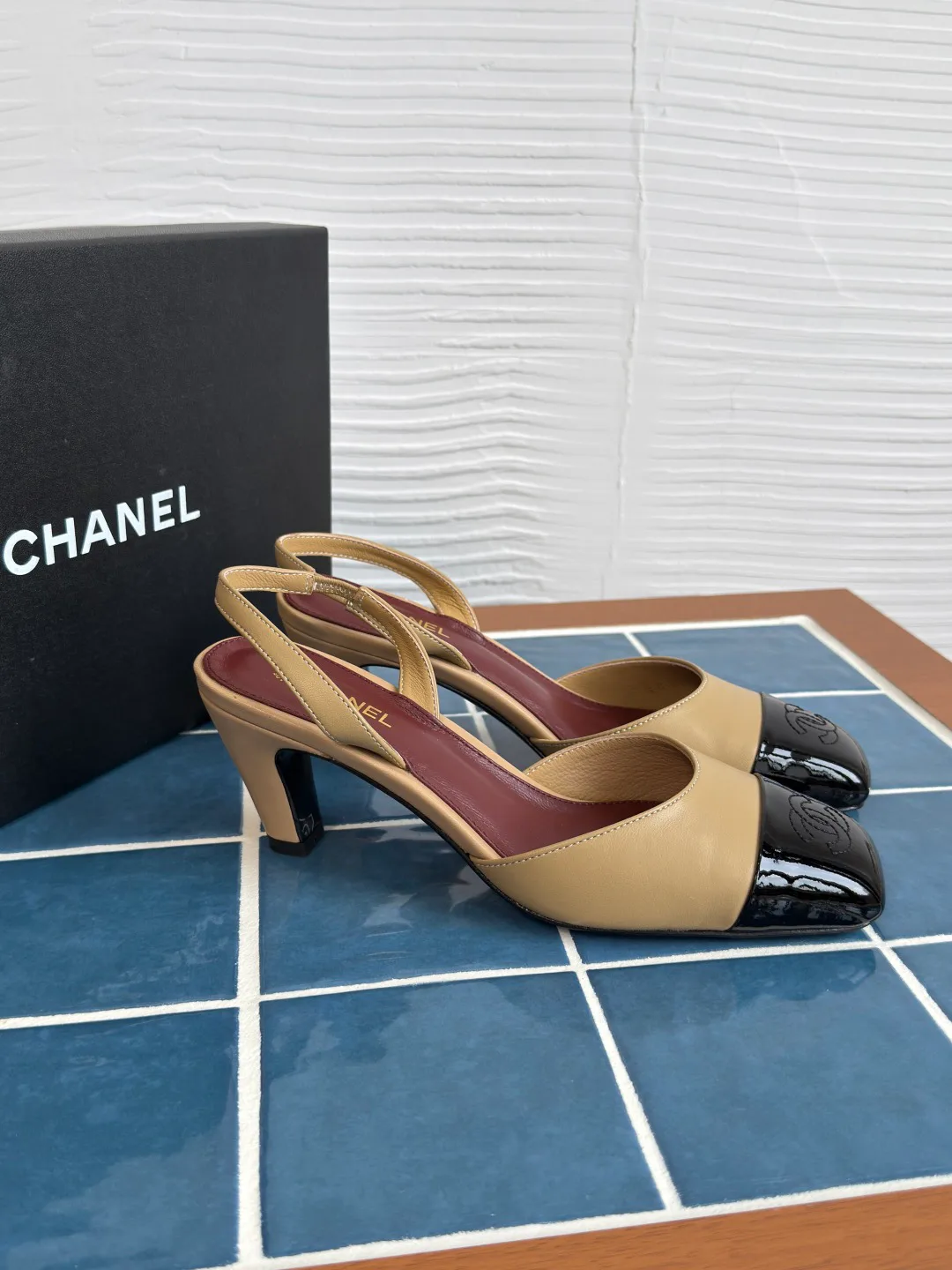 Women's Open-Toe Sandals CHANEL 18125501