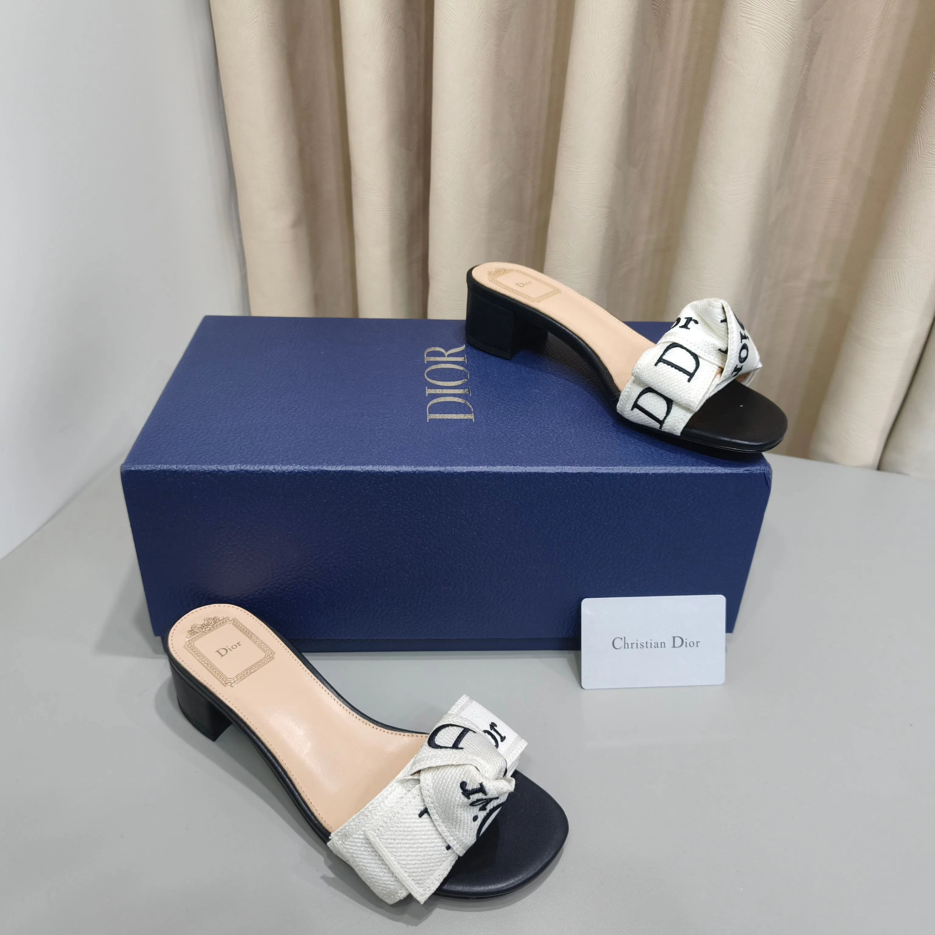 Women's Open-Toe Sandals CHRISTIAN DIOR 17988697