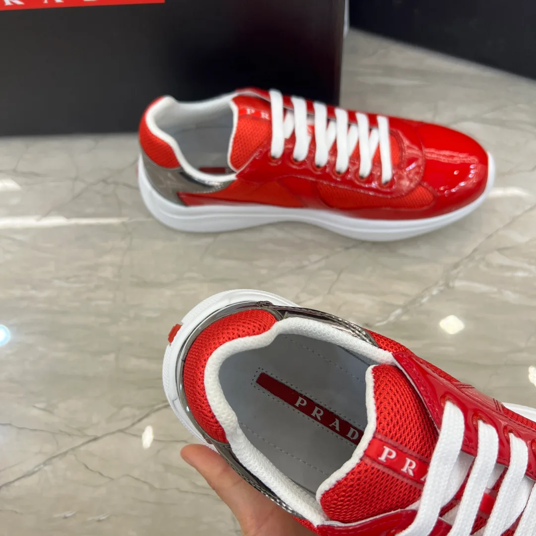 Men's Sneakers PRADA 18430437