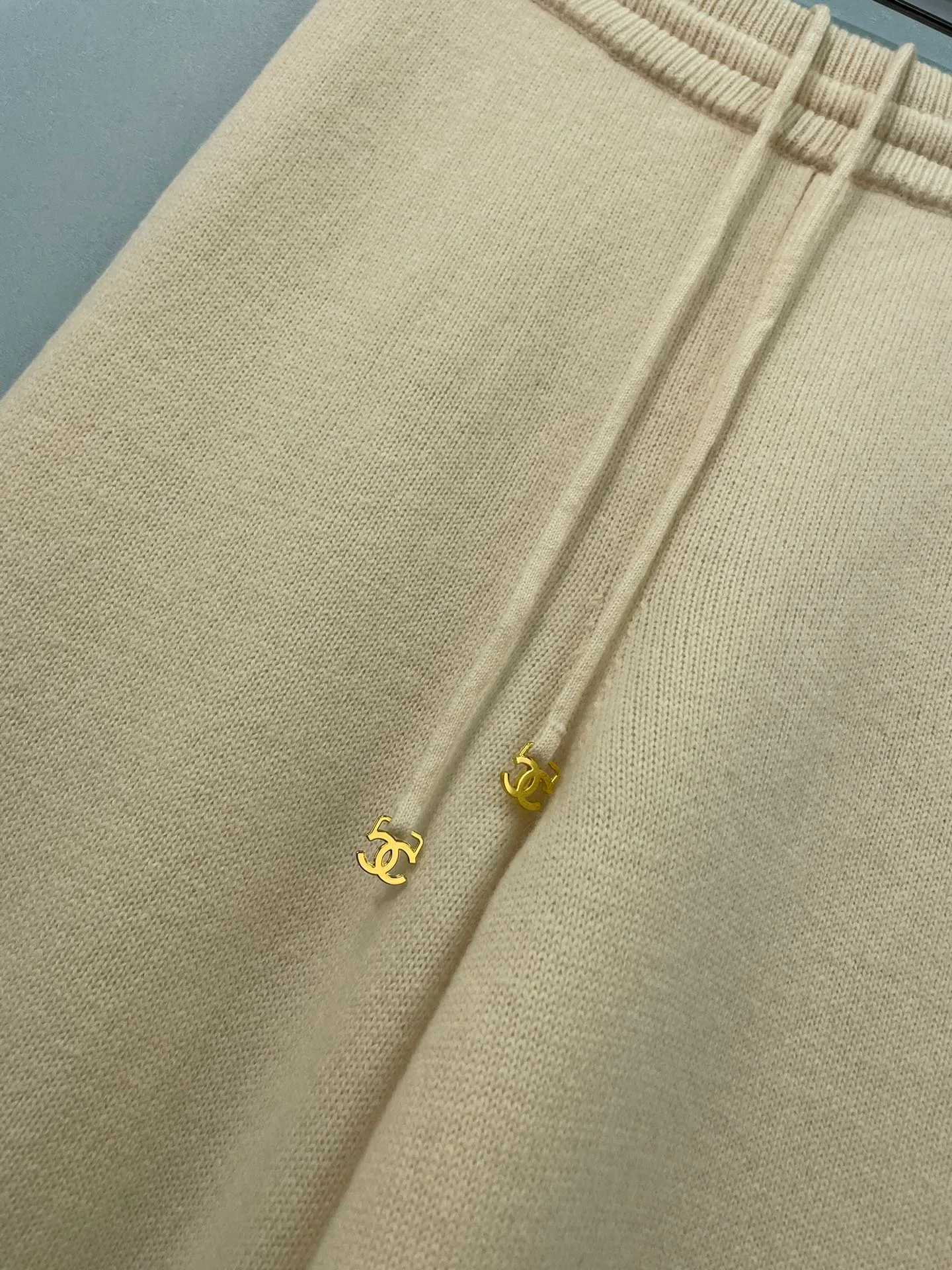 Women's Trousers CHANEL 18259925