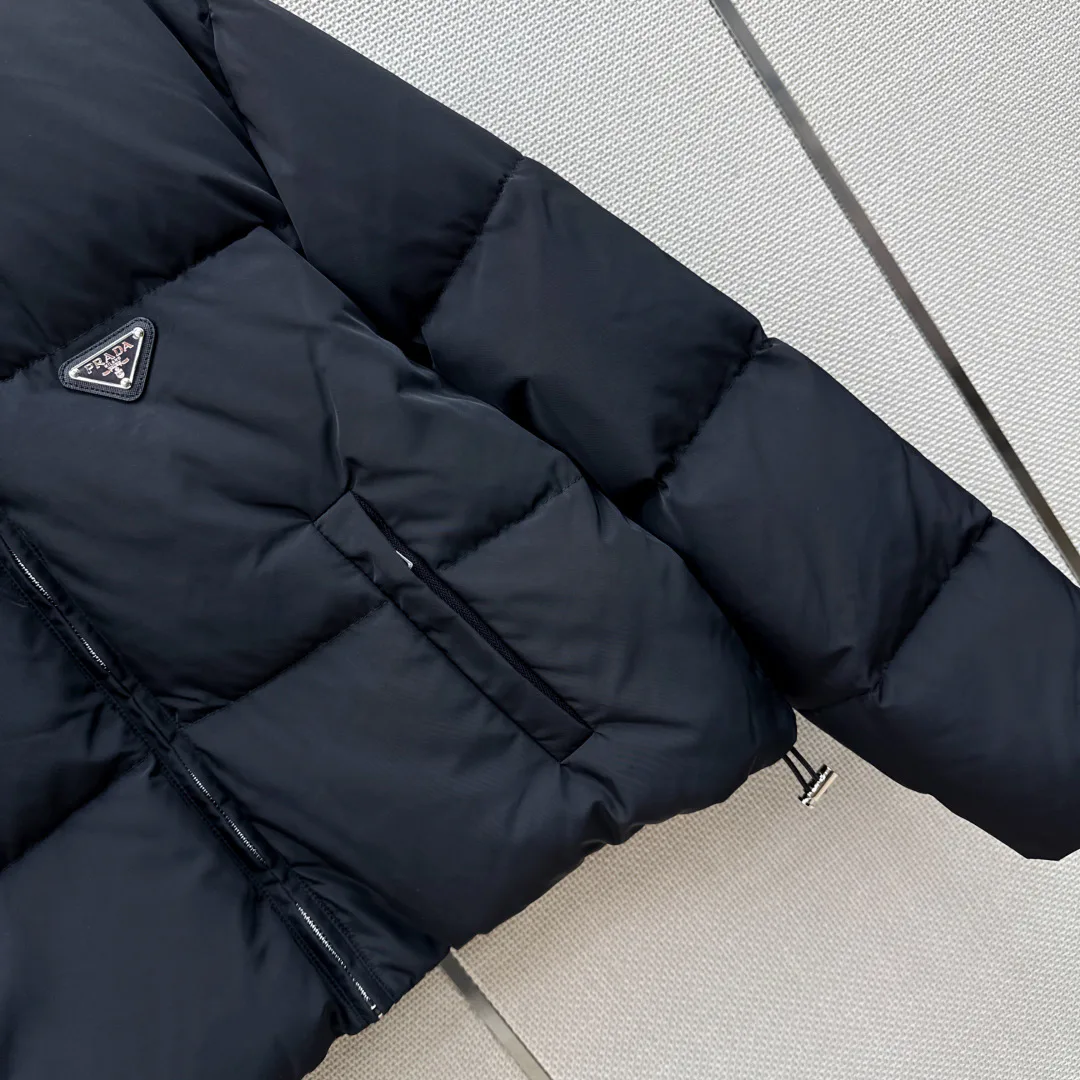 Women's Jackets And Down Jackets PRADA 18183471