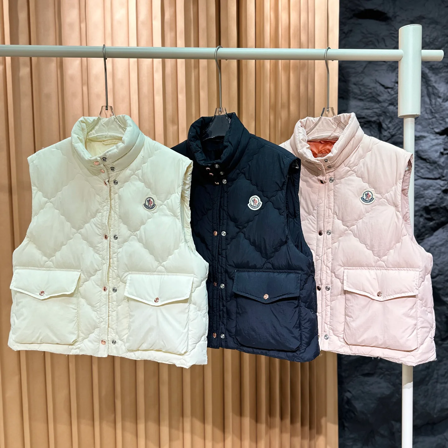 Men's Vests MONCLER 18029620