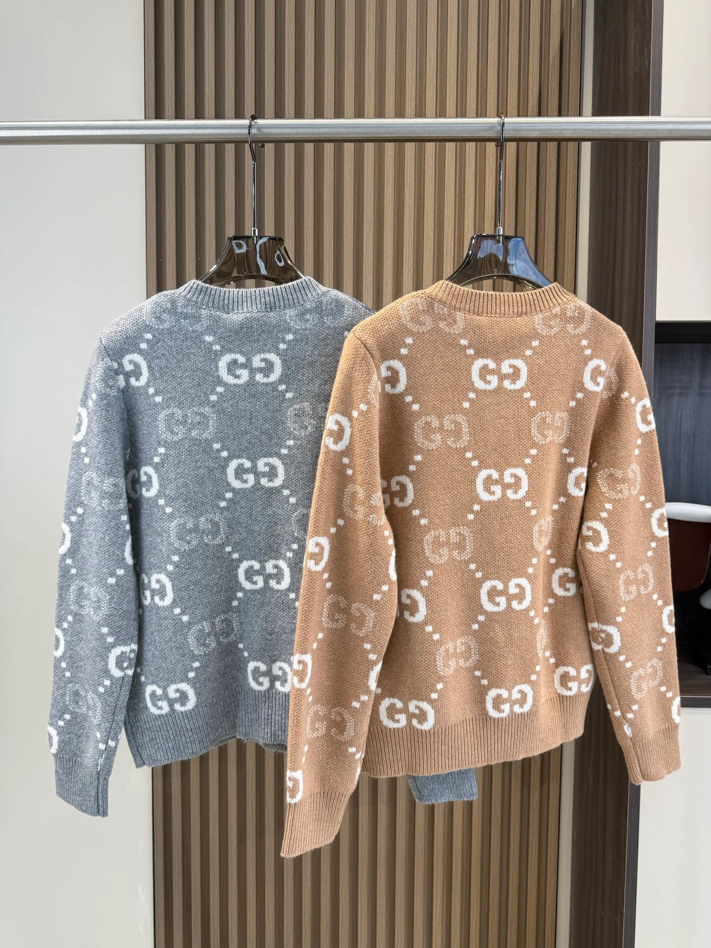 Women's Jumpers And Sweaters GUCCI 17720014