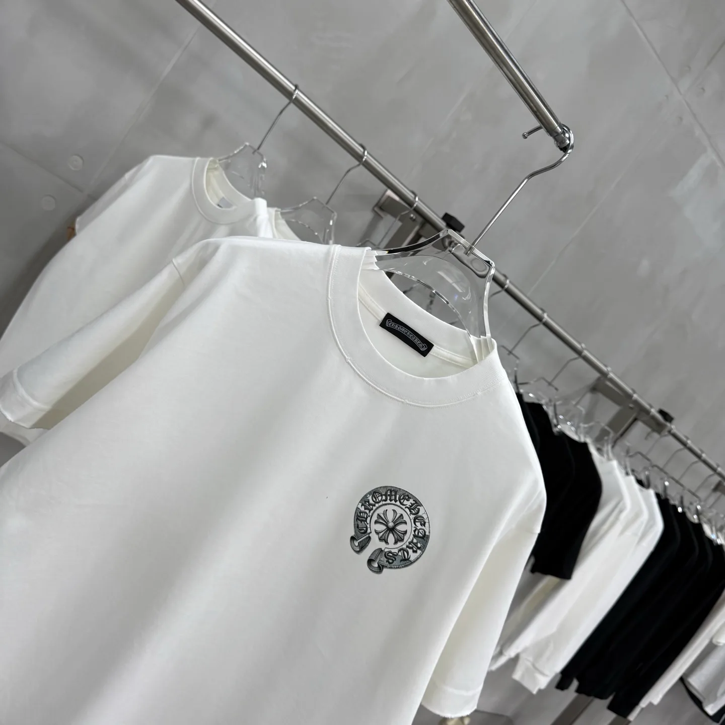 Men's T-Shirts CHROME HEARTS 17942107