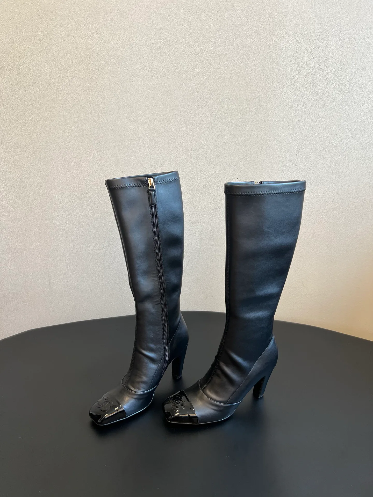 Women's Boots CHANEL 18137192