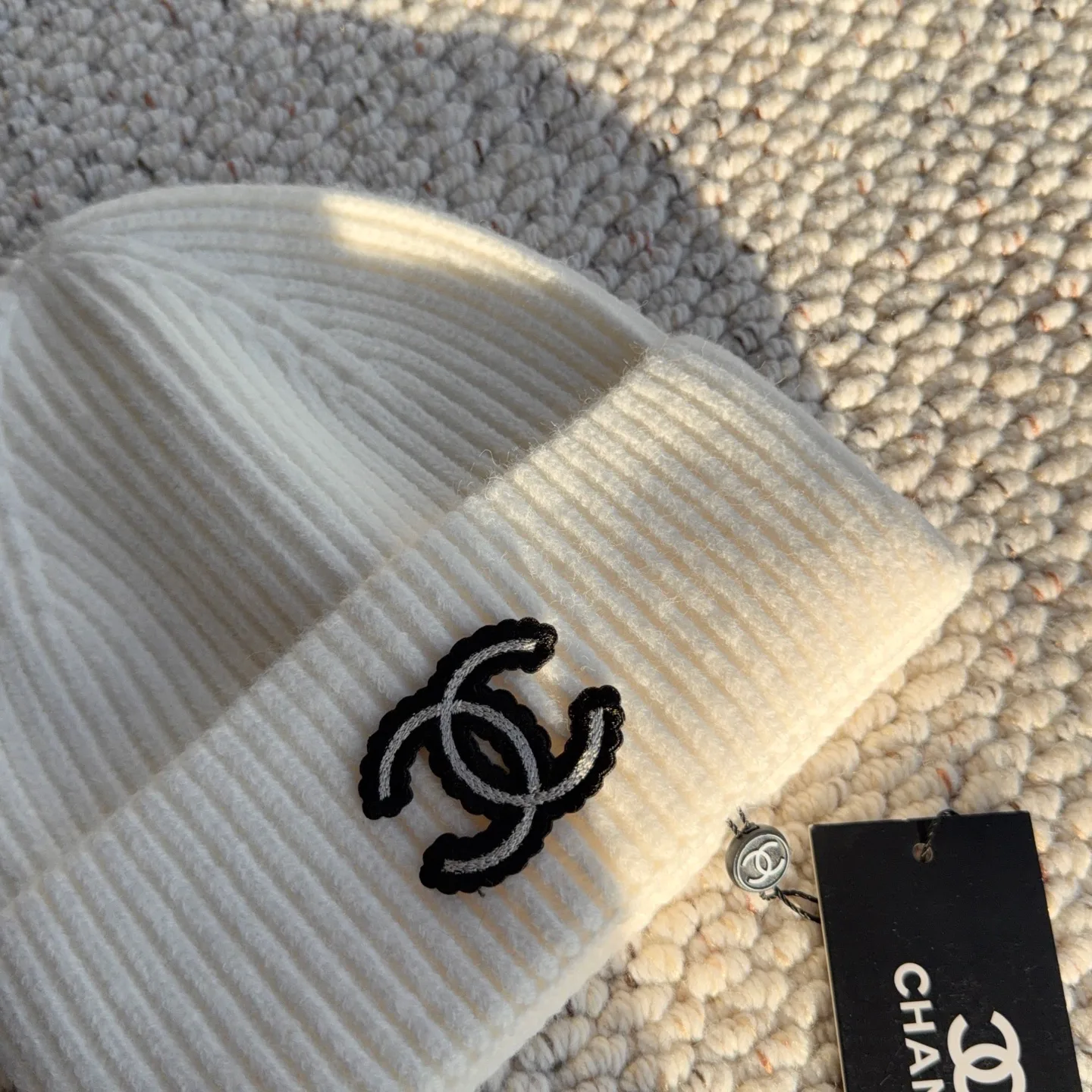 Hats CHANEL 18450123