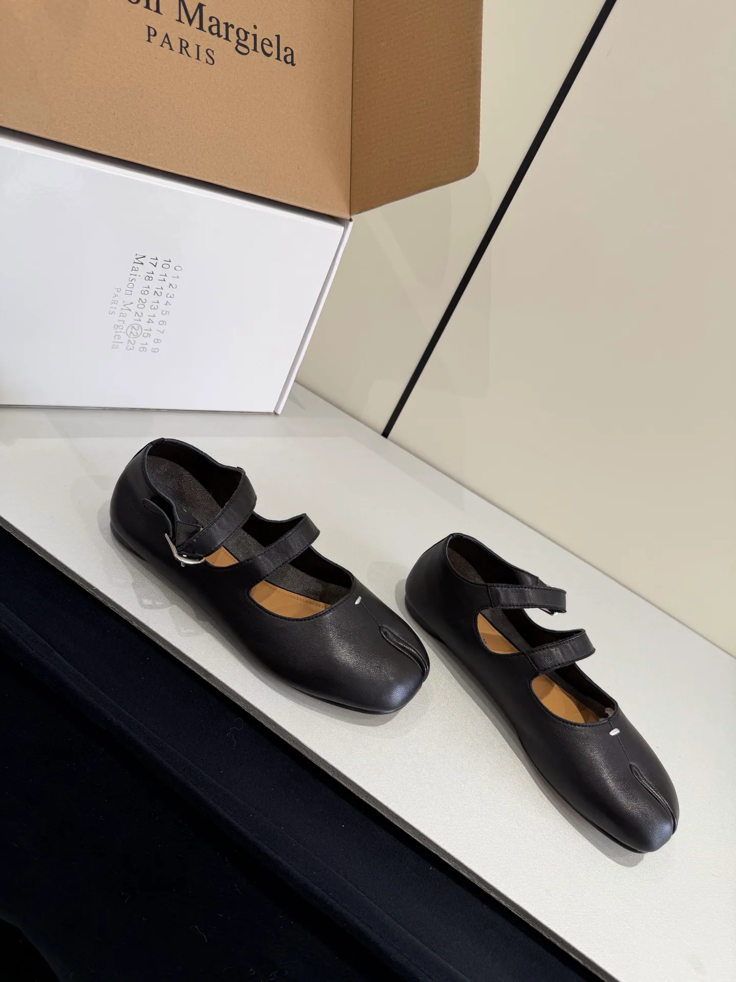 Women's Heels MAISON MARGIELA 17884327