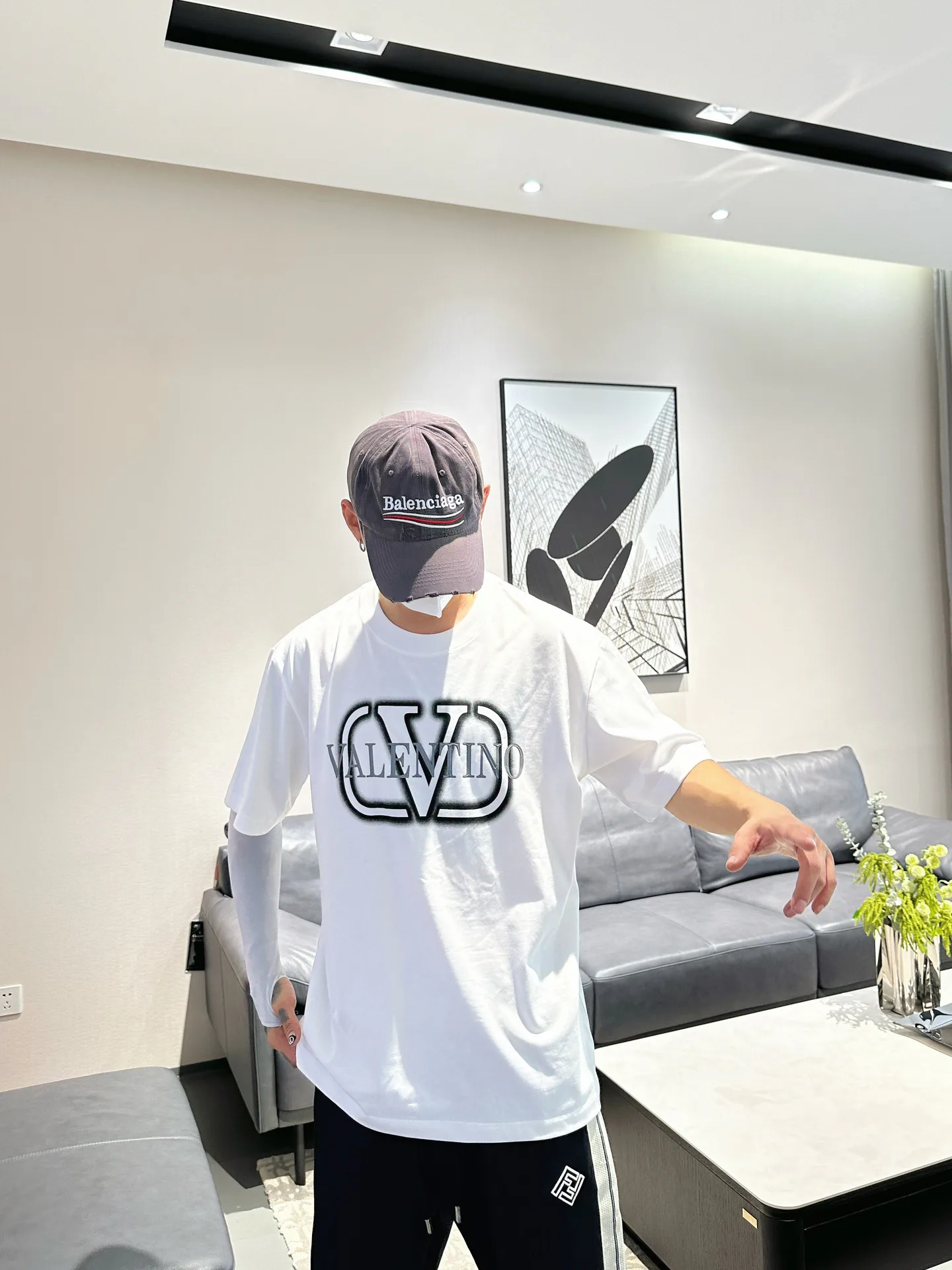 Men's T-Shirts VALENTINO 17037377