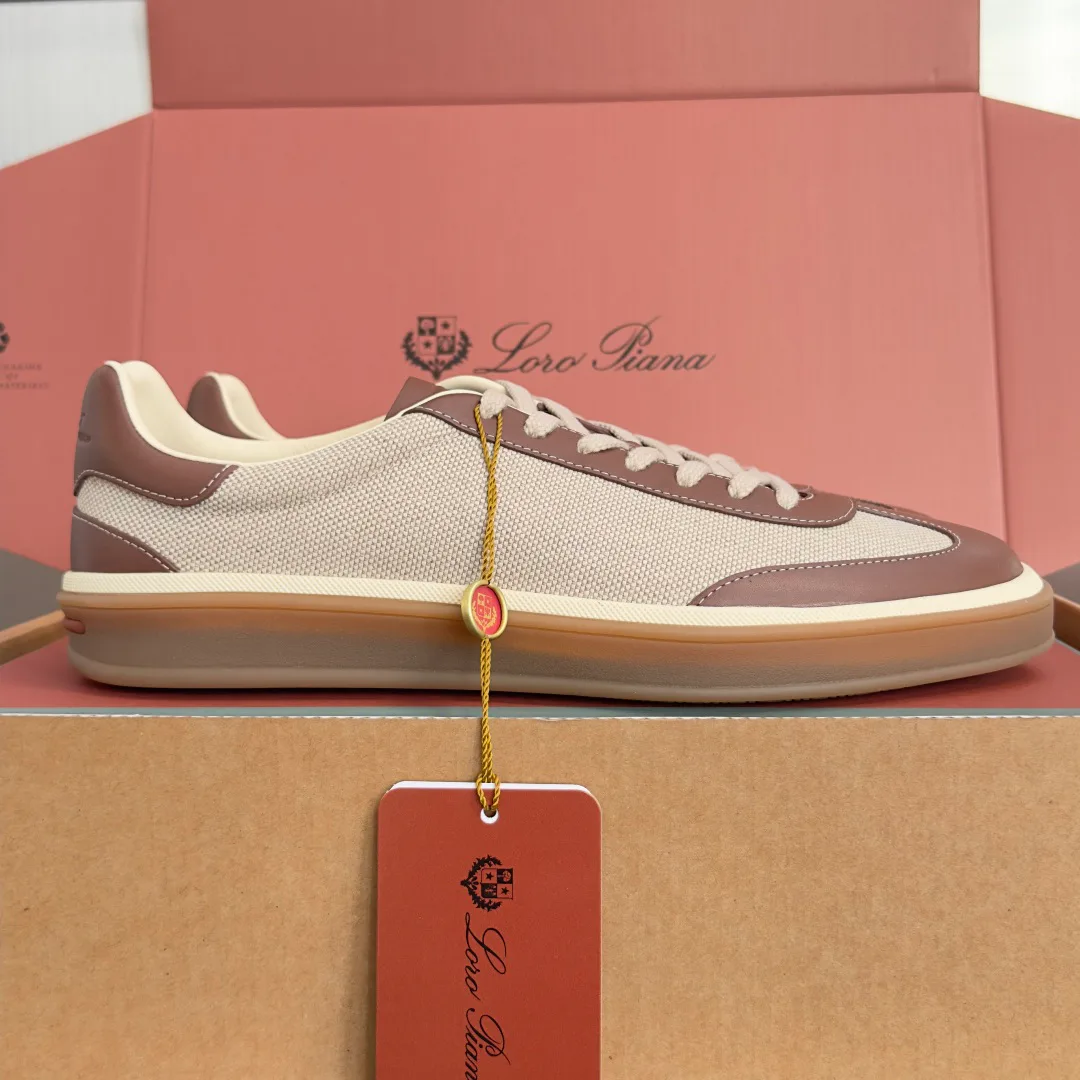 Women's Sneakers LORO PIANA 17879684