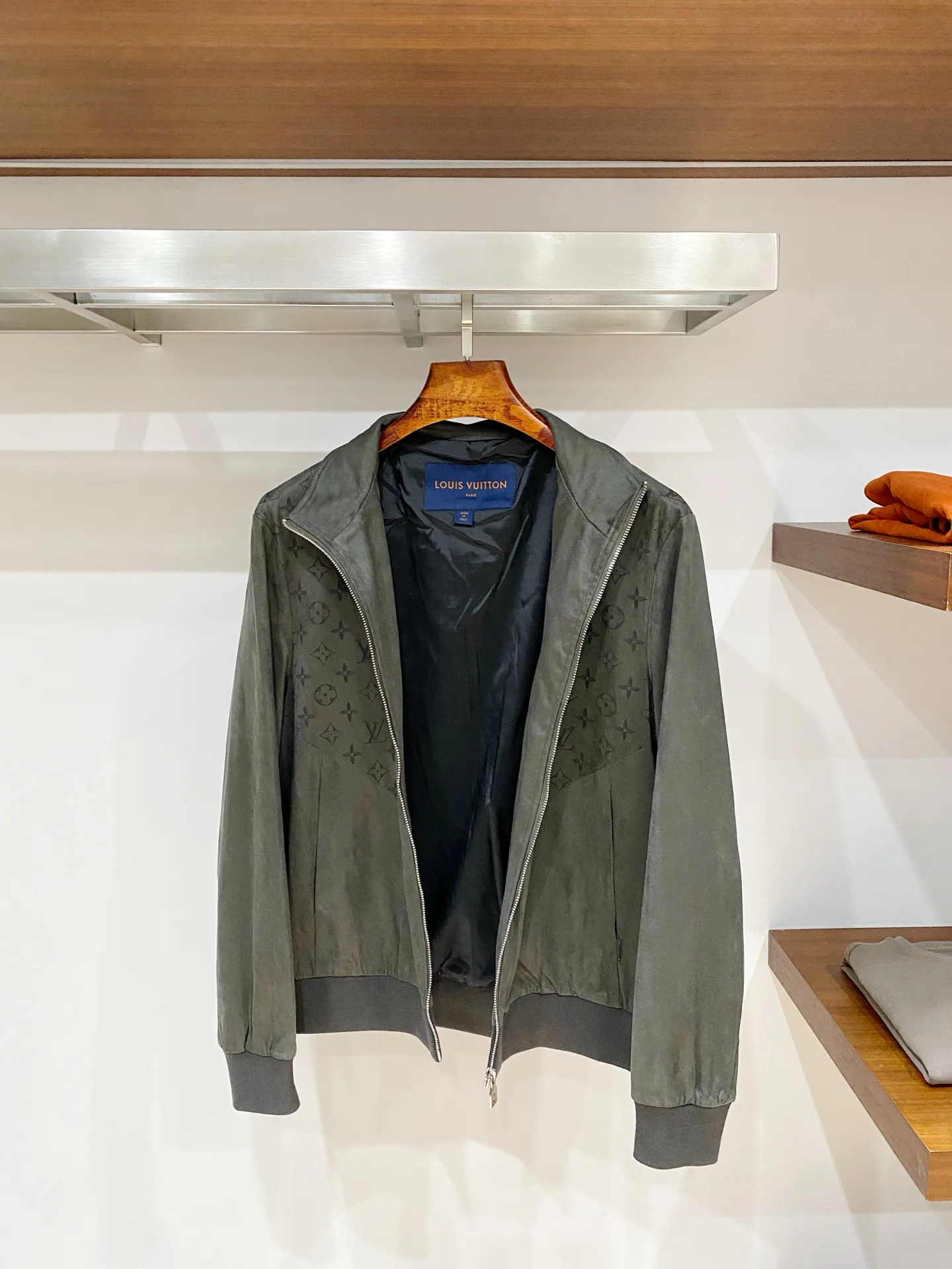 Men's Jackets And Down Jackets LOUIS VUITTON 17967056
