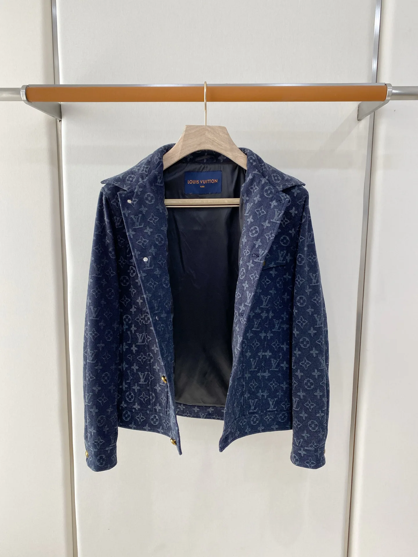 Куртки И Пуховики Мужские Louis Vuitton 18596358