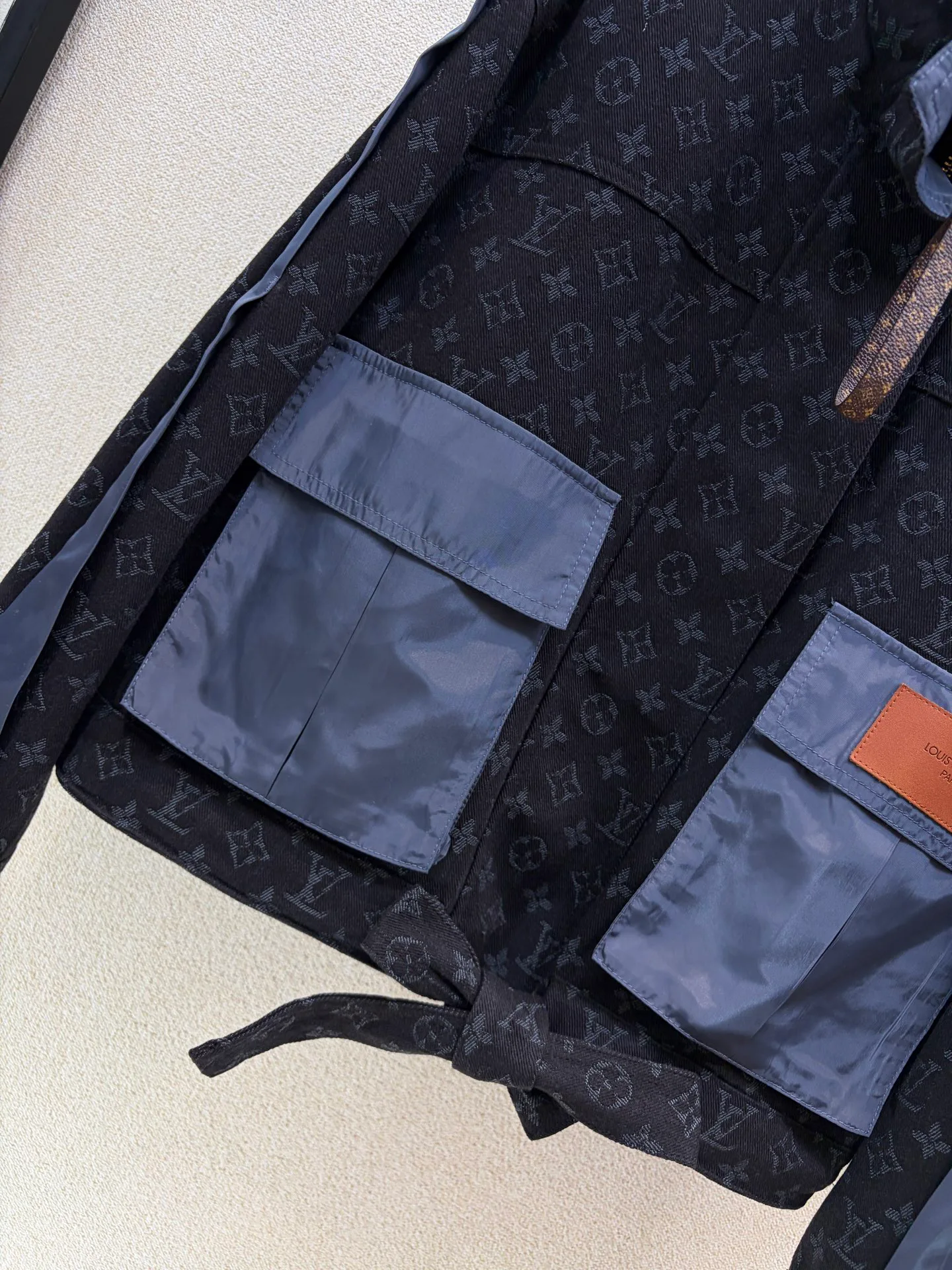 Women's Jackets And Down Jackets LOUIS VUITTON 18408056