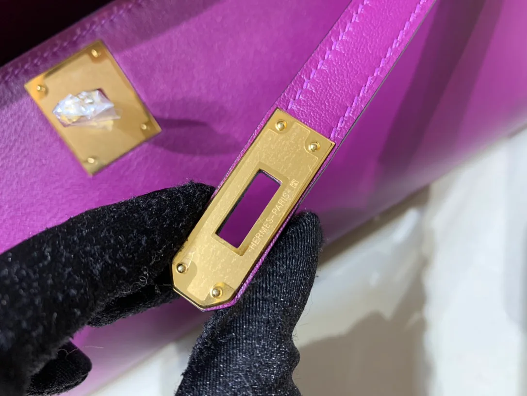 Women's Classic Handbags HERMES 18407653