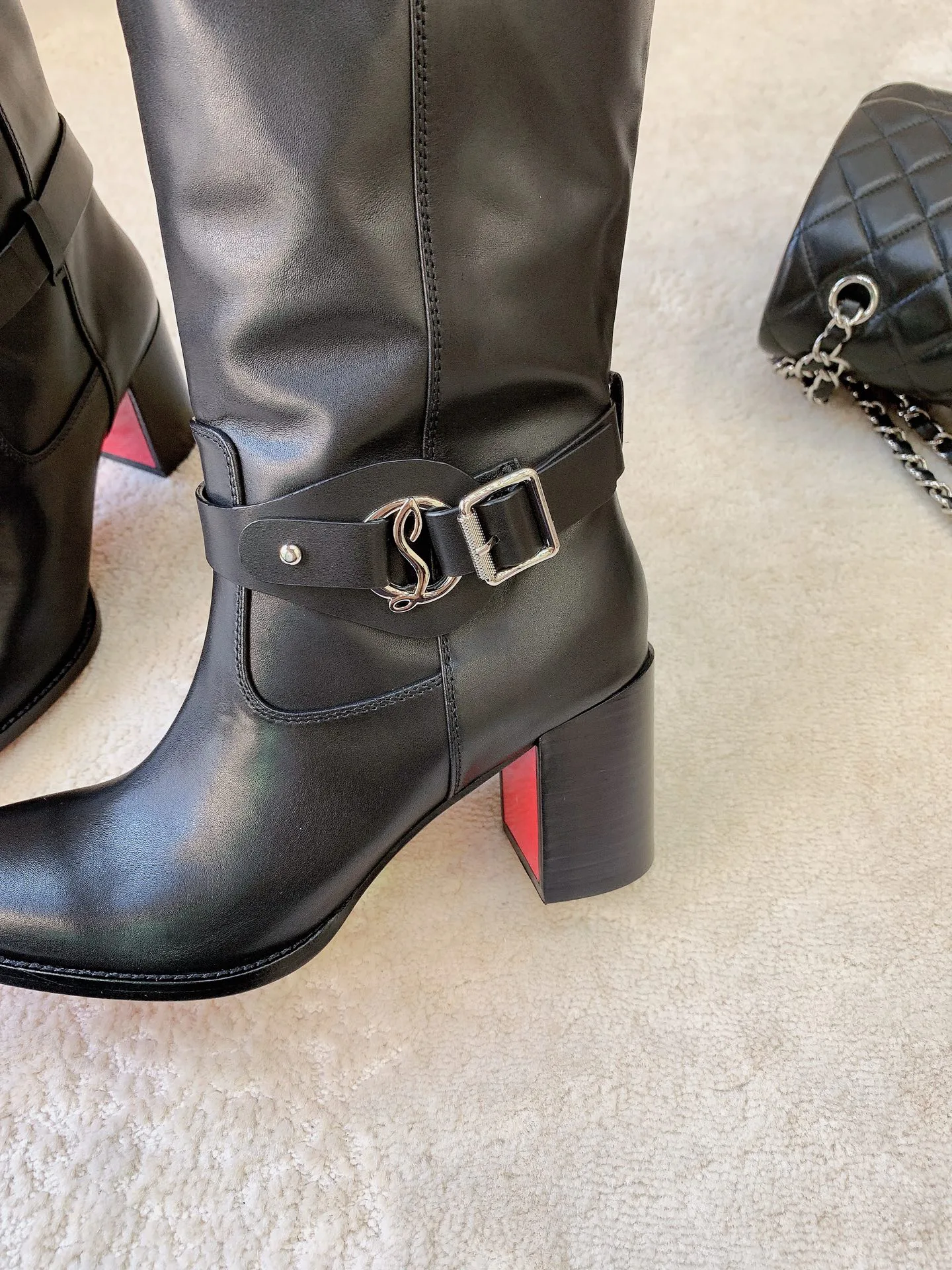 Women's Boots CHRISTIAN LOUBOUTIN 17962788