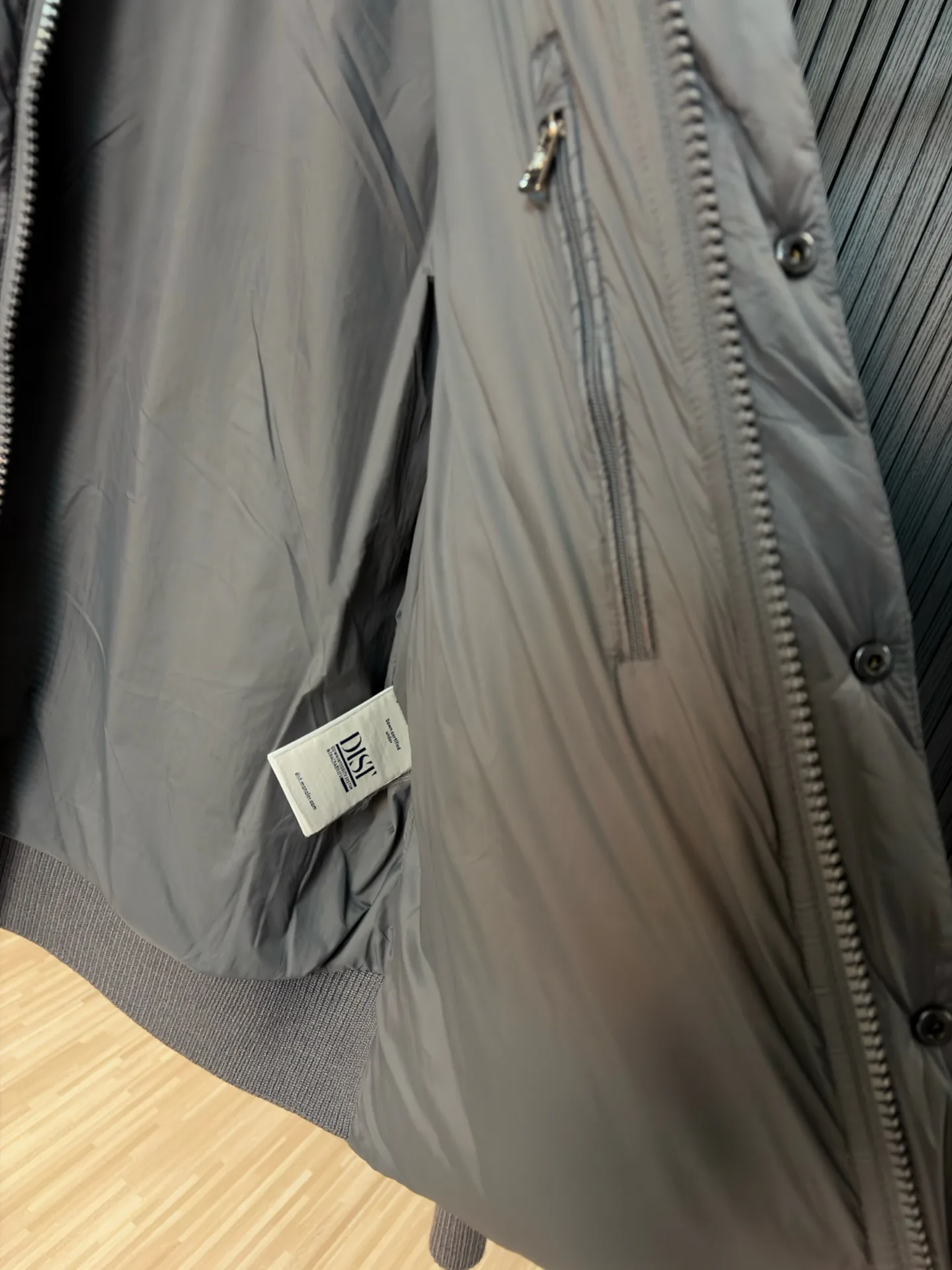Women's Jackets And Down Jackets MONCLER 18391734