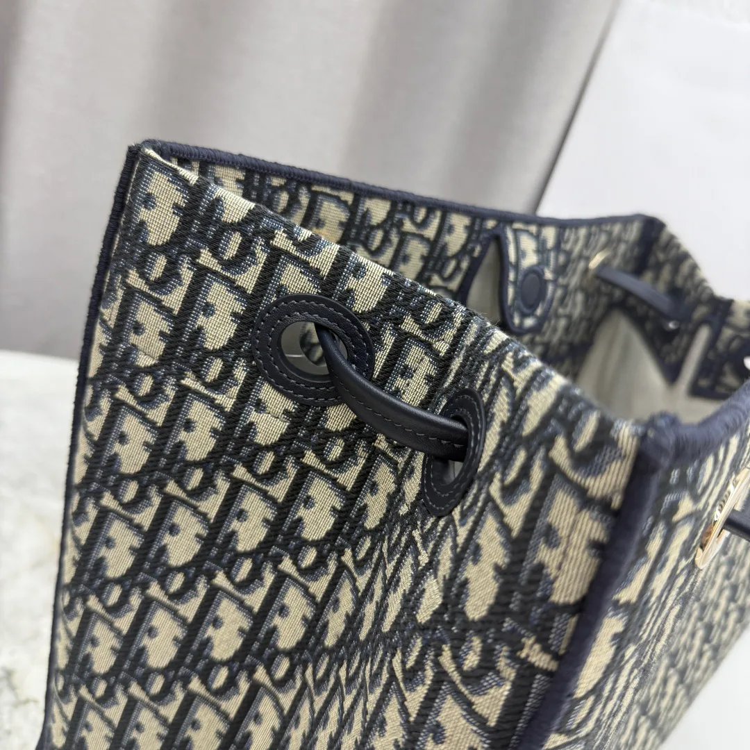 Women's Classic Handbags CHRISTIAN DIOR 18187807