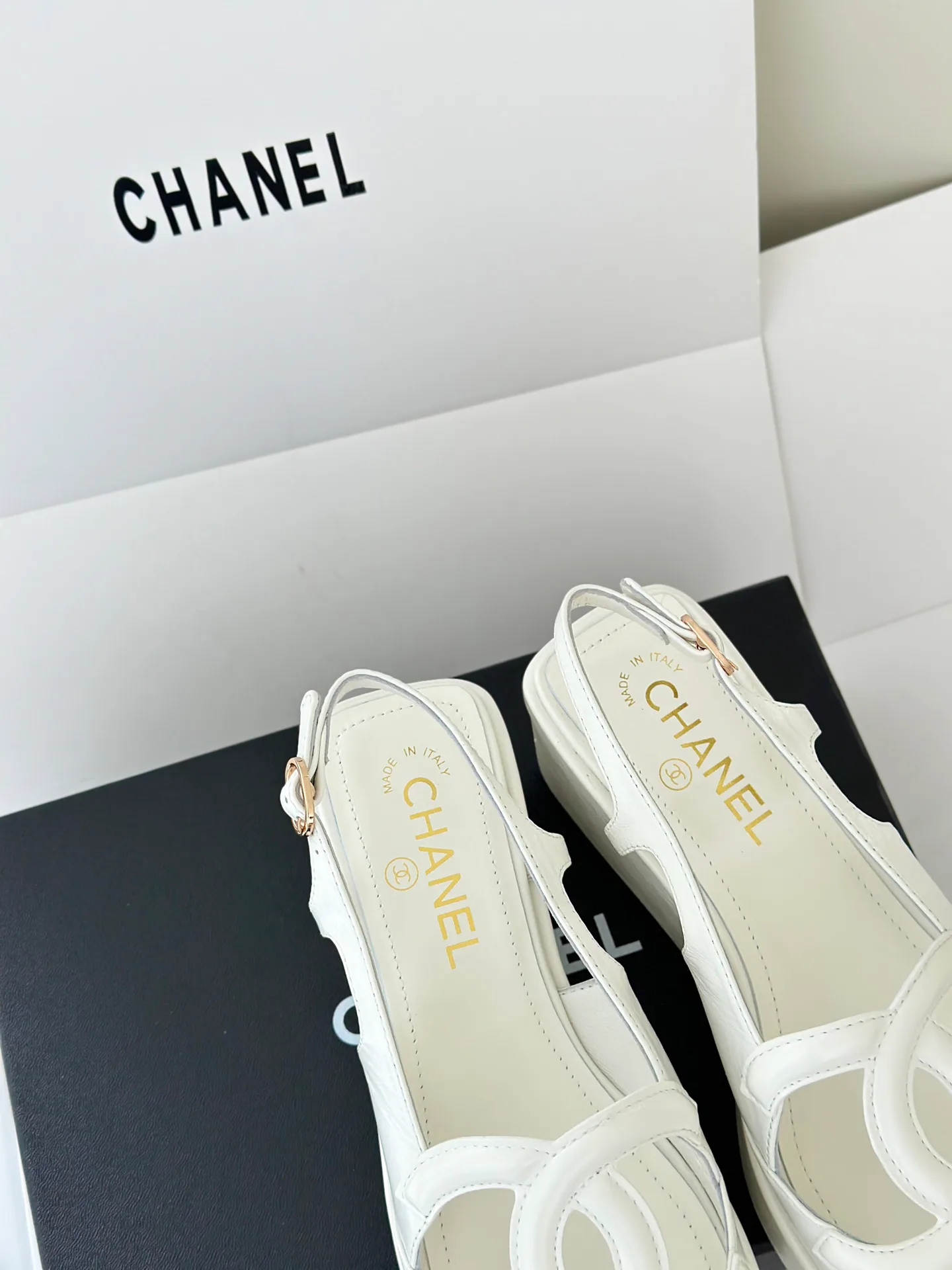 Women's Open-Toe Sandals CHANEL 18143038