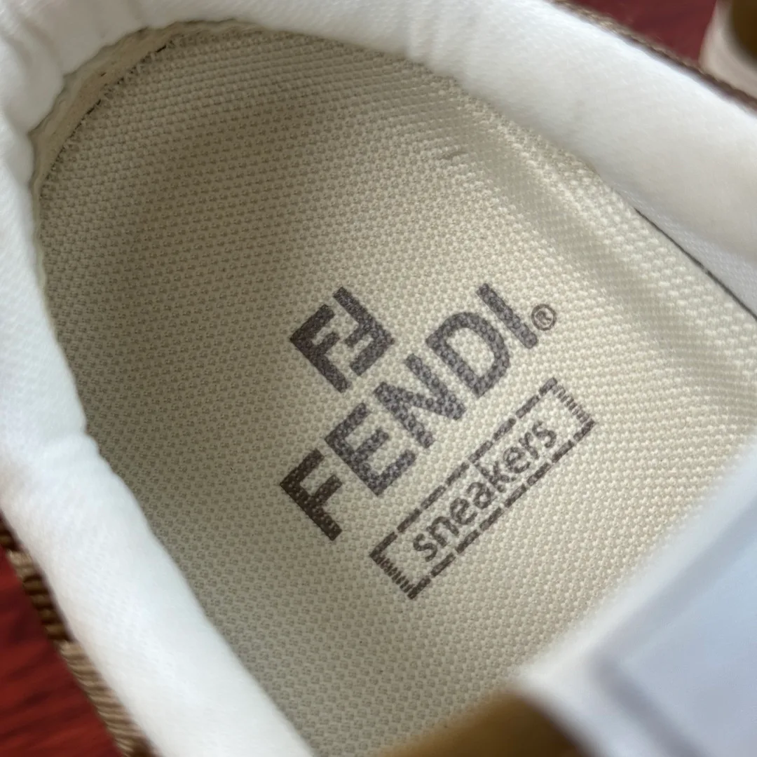 Women's Sneakers FENDI 18119033