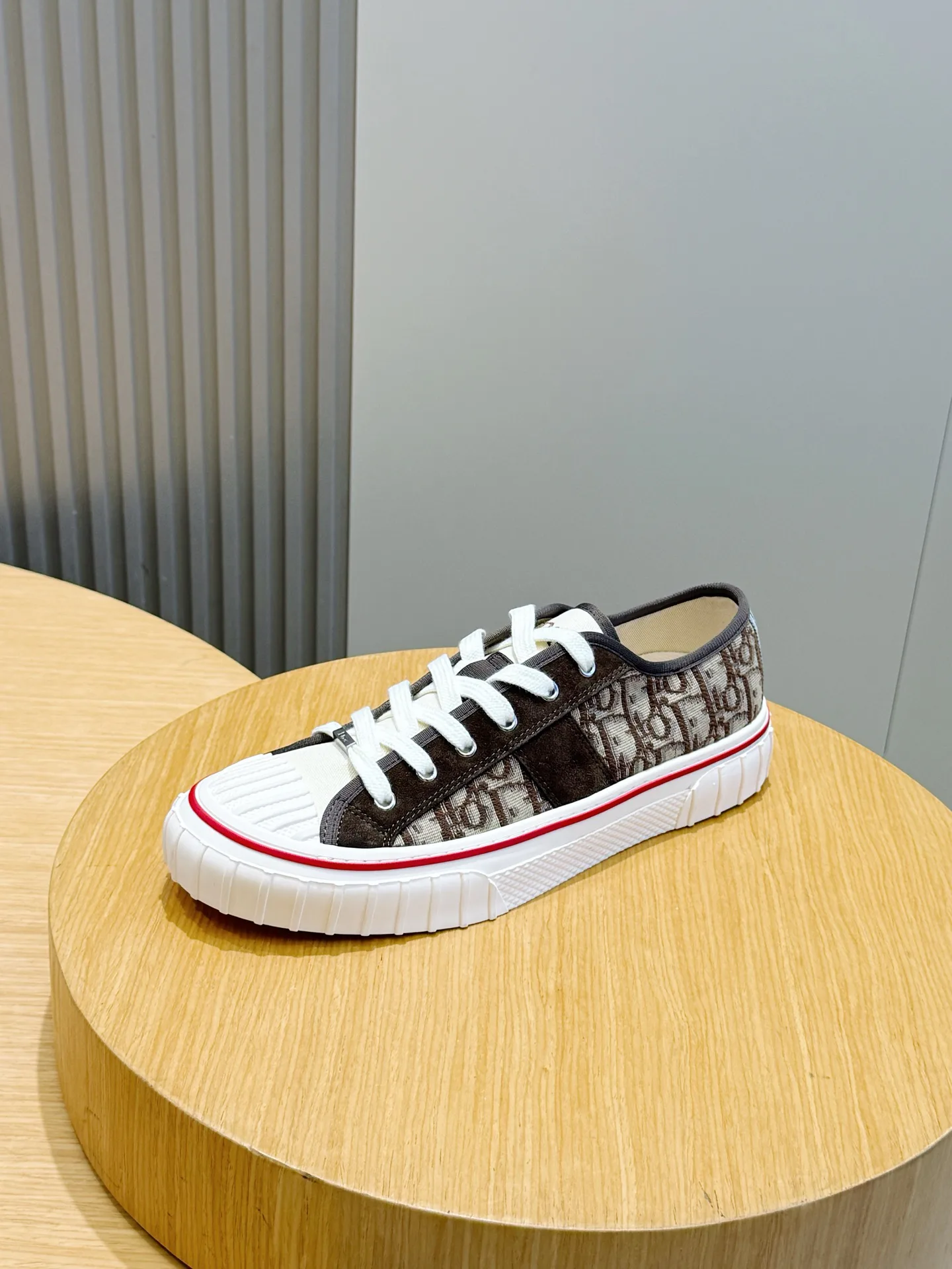 Women's Sneakers CHRISTIAN DIOR 18101565