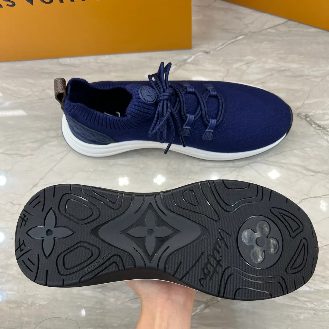 Men's Sneakers LOUIS VUITTON 18227052